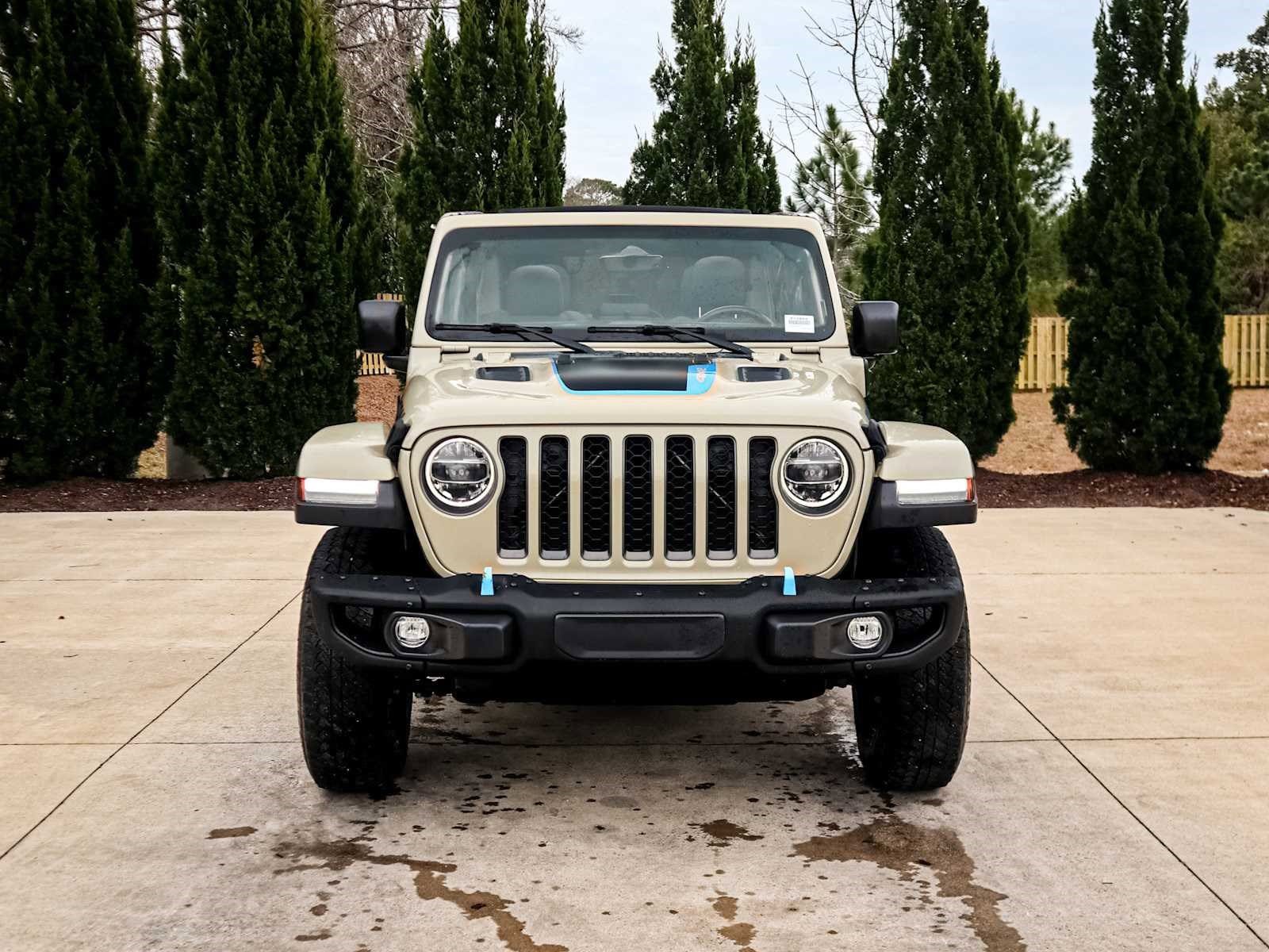 2022 Jeep Wrangler 4xe Unlimited Rubicon photo 4