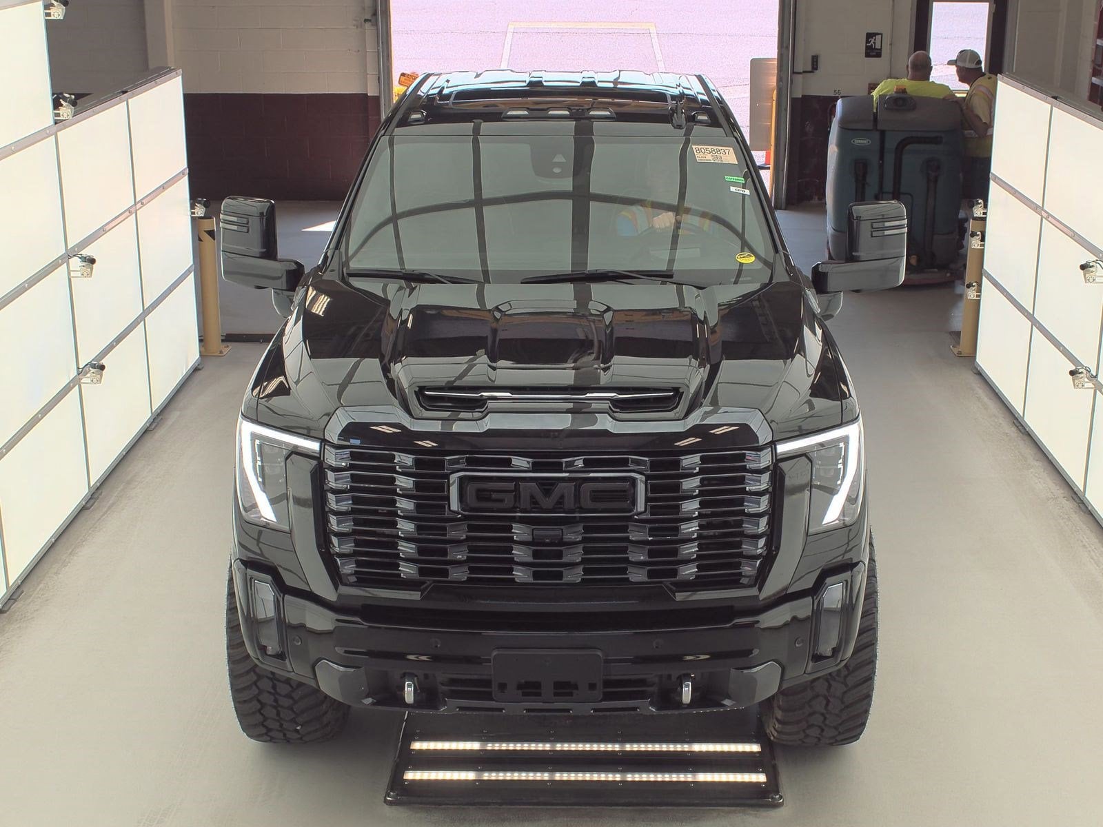 Used 2024 GMC Sierra 2500HD Denali Ultimate with VIN 1GT49XEY4RF135829 for sale in Wilmington, NC