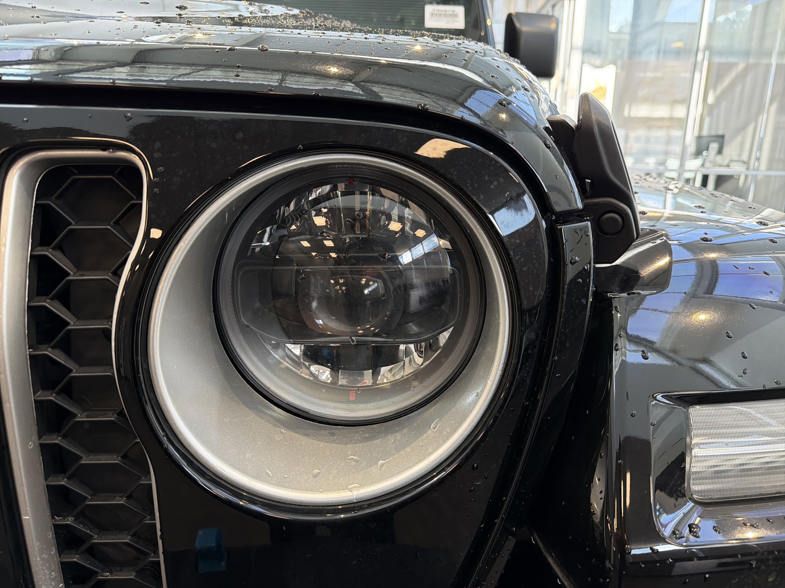 2023 Jeep Wrangler 4xe Sahara photo 4