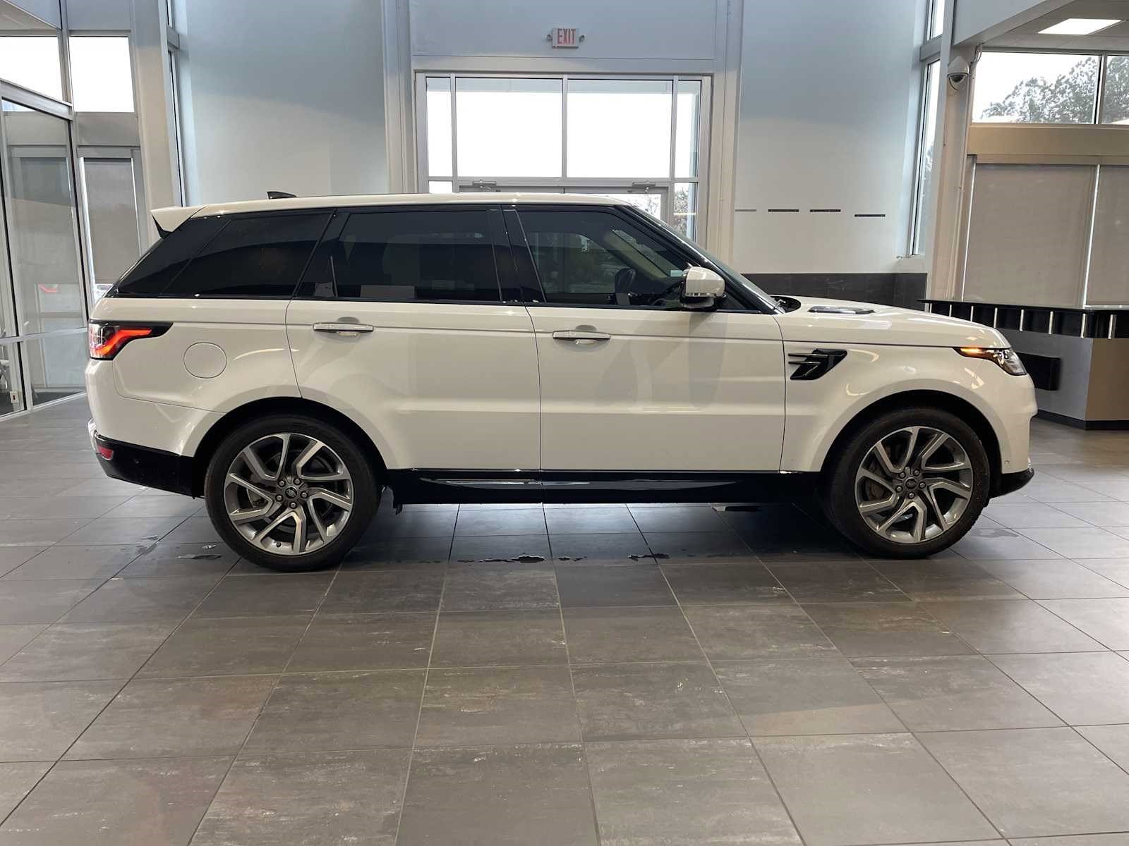 2021 Land Rover Range Rover Sport HSE Silver Edition photo 3