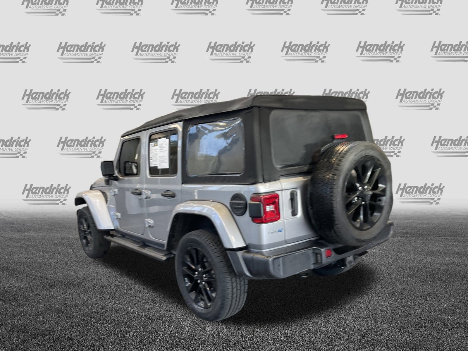 2021 Jeep Wrangler 4xe Unlimited Sahara photo 3