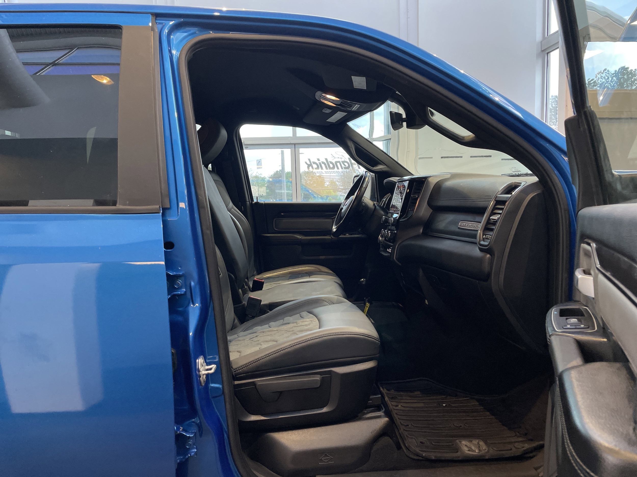 2020 Ram 2500 Power Wagon photo 3