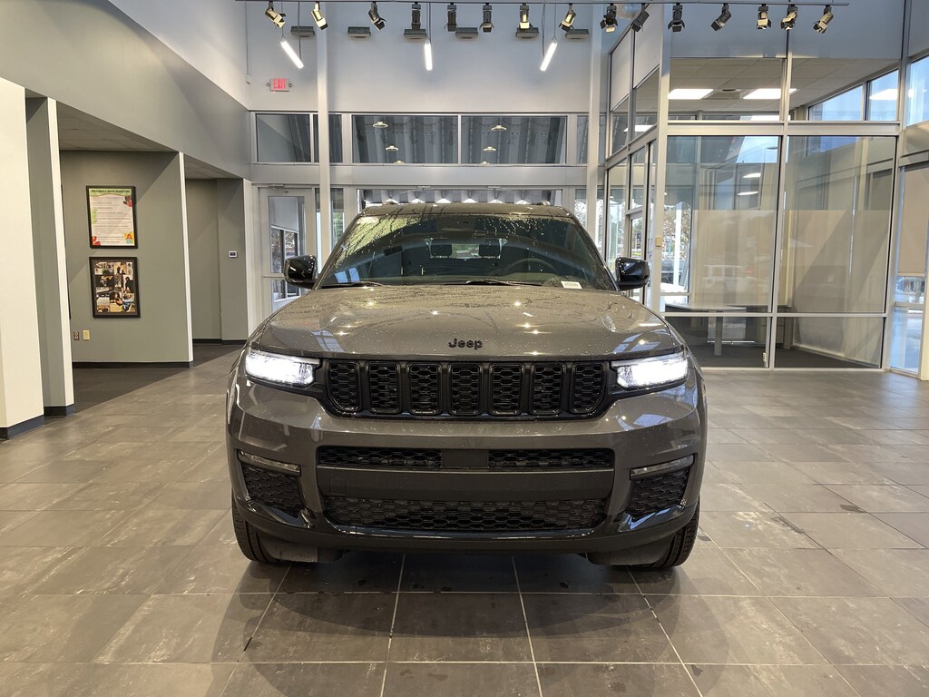 New 2025 Jeep Grand Cherokee L Limited SUV