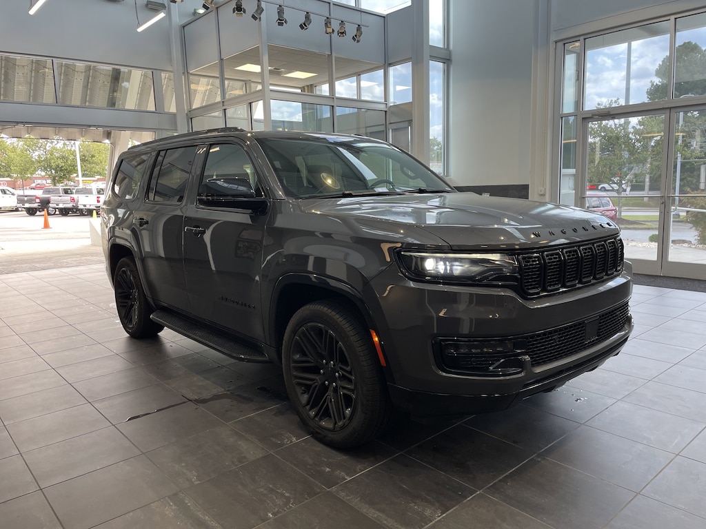 New 2024 Jeep Wagoneer Series II Carbide SUV