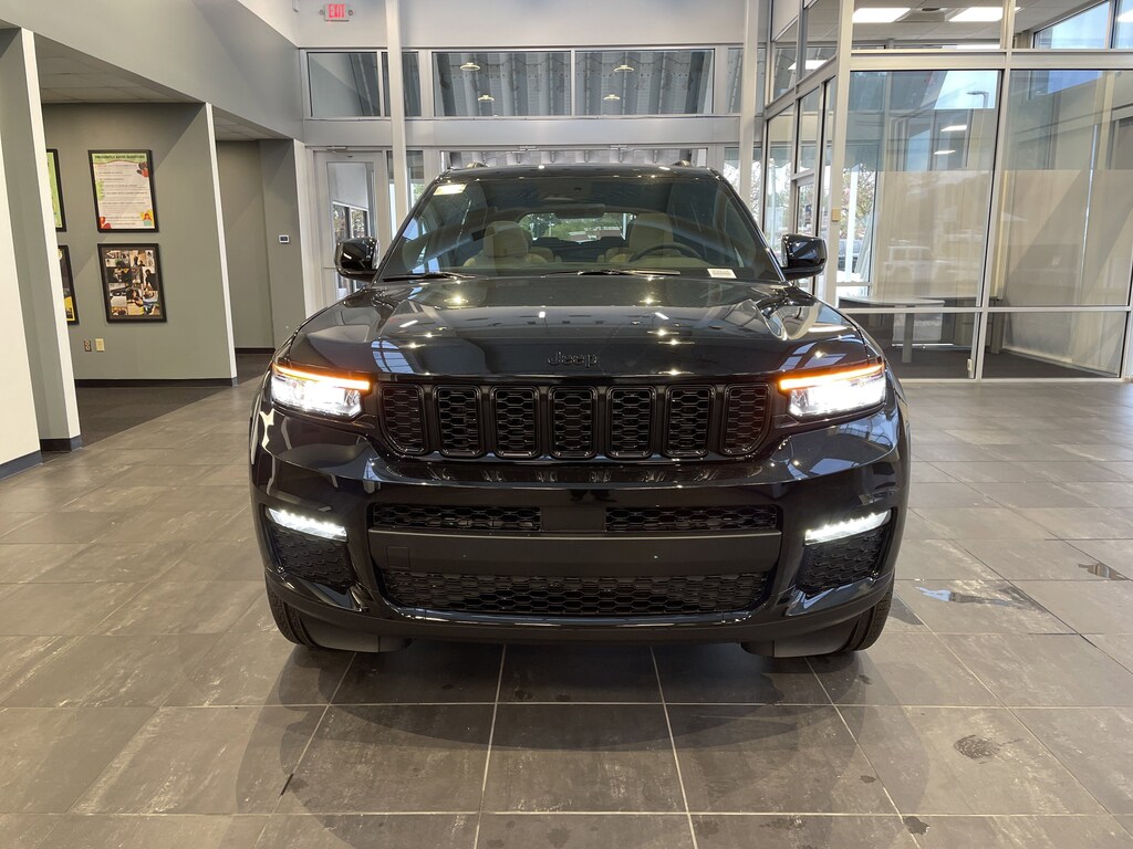 New 2025 Jeep Grand Cherokee L Limited SUV