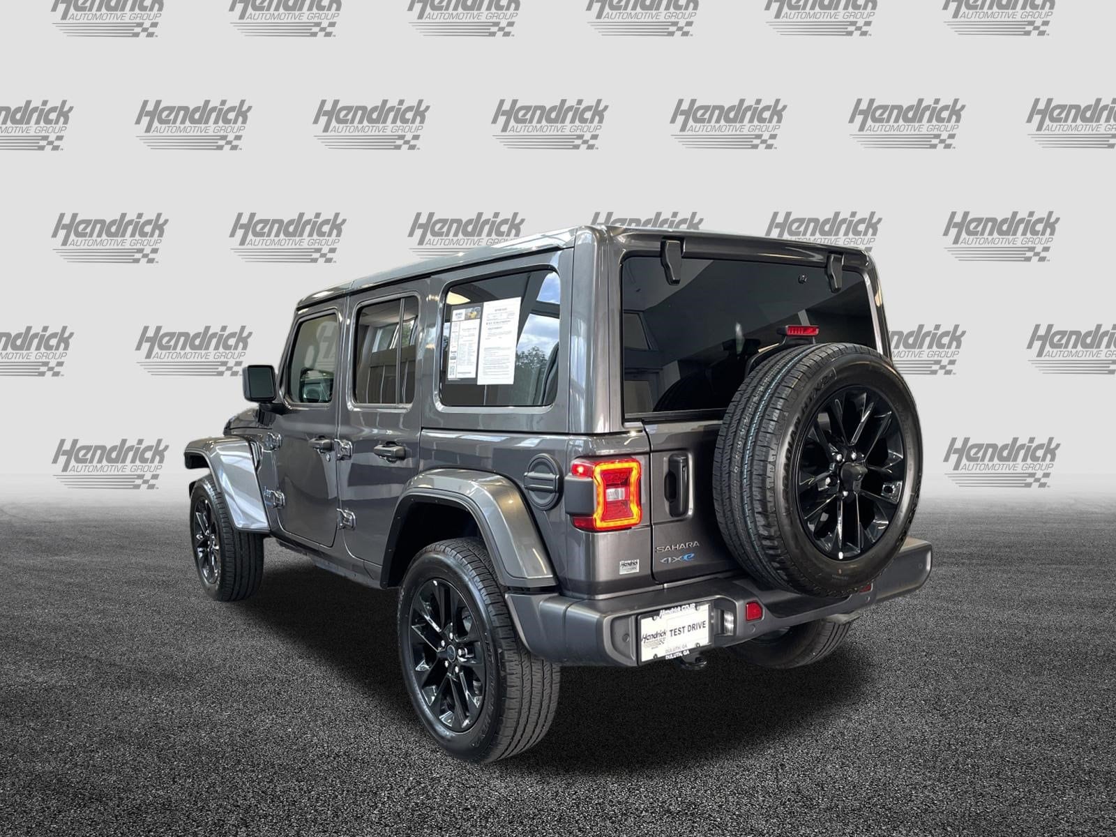 2025 Jeep Wrangler 4xe Sahara photo 6