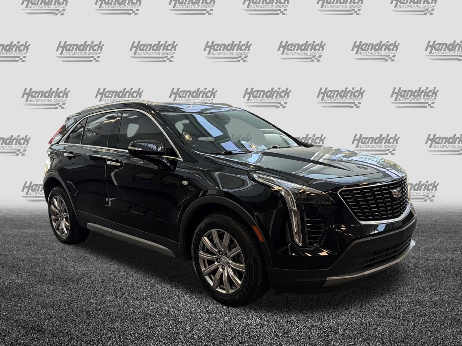 2023 CADILLAC XT4 FWD Premium Luxury photo 2