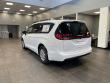 2026 Chrysler Pacifica Select Minivan
