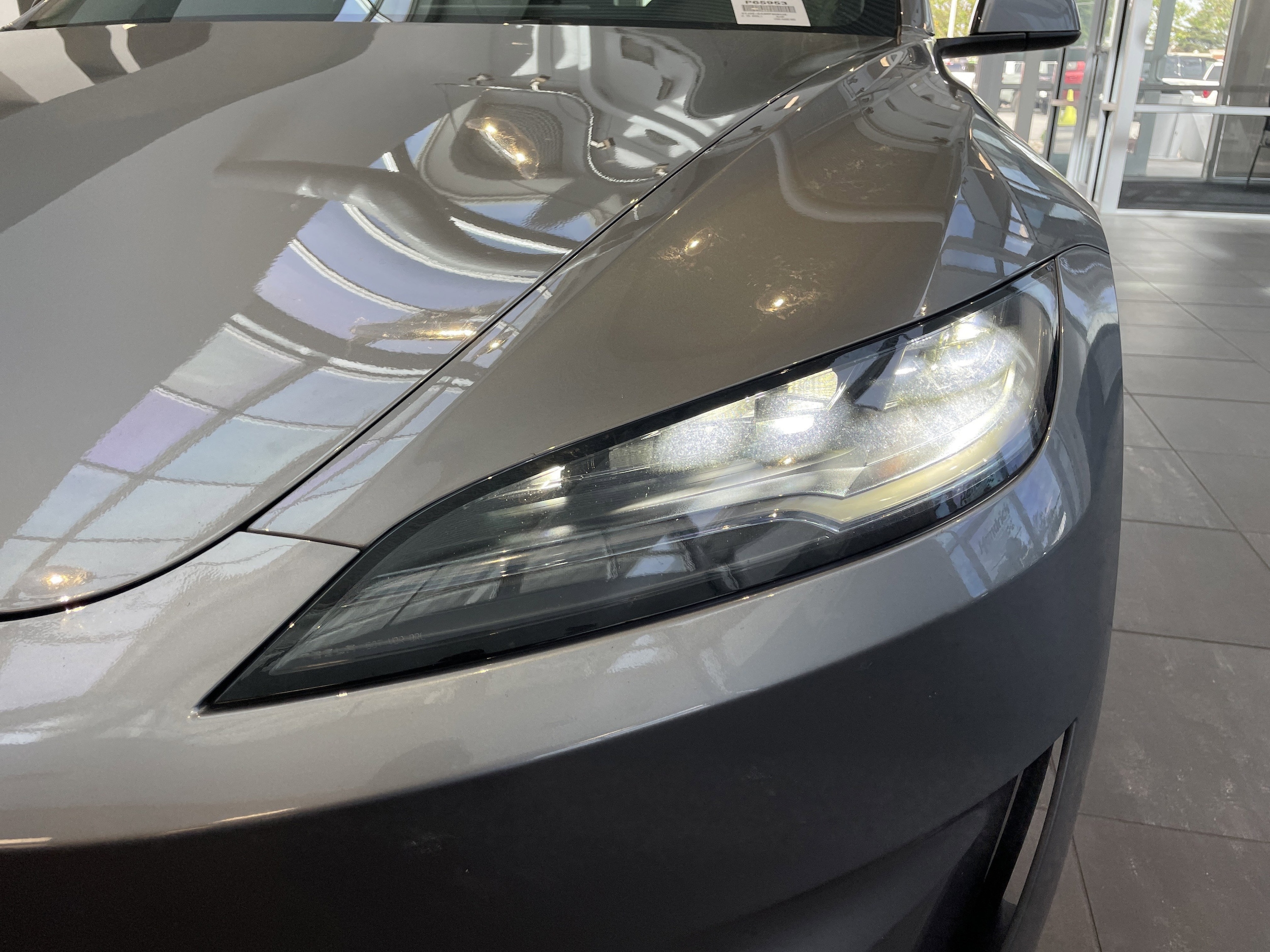 2024 Tesla Model 3 photo 4