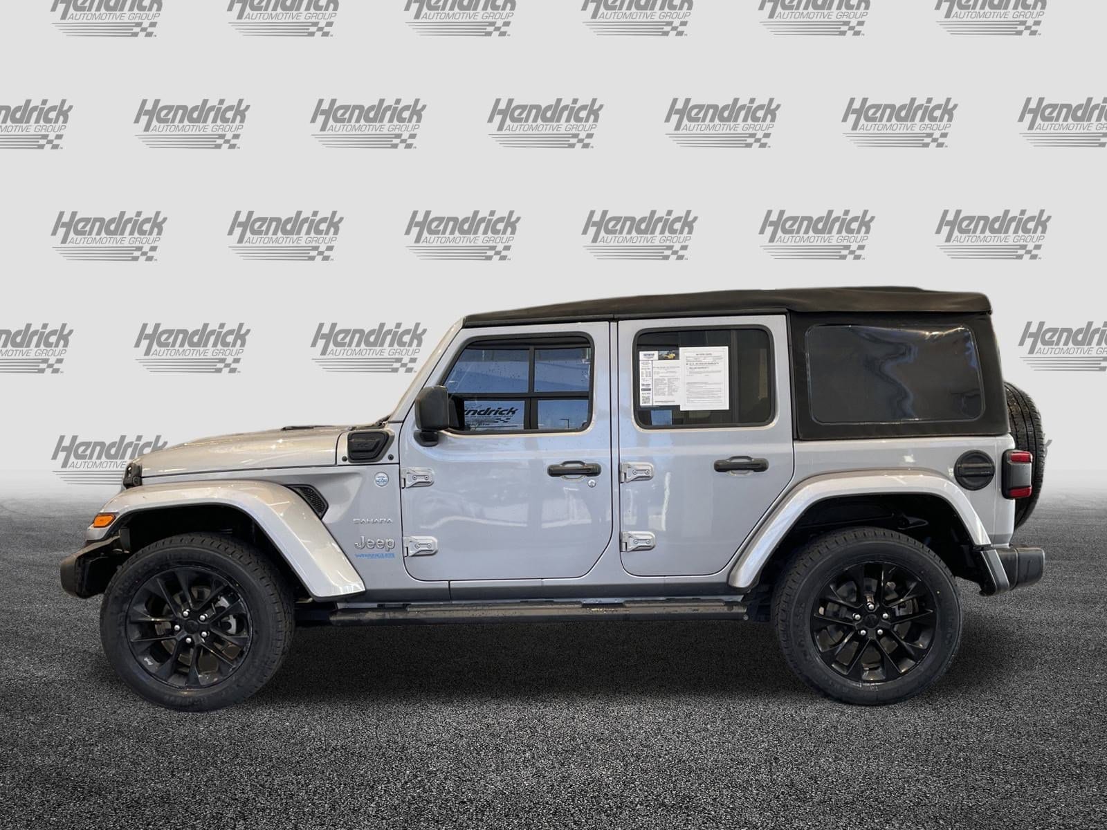 2021 Jeep Wrangler 4xe Unlimited Sahara photo 6