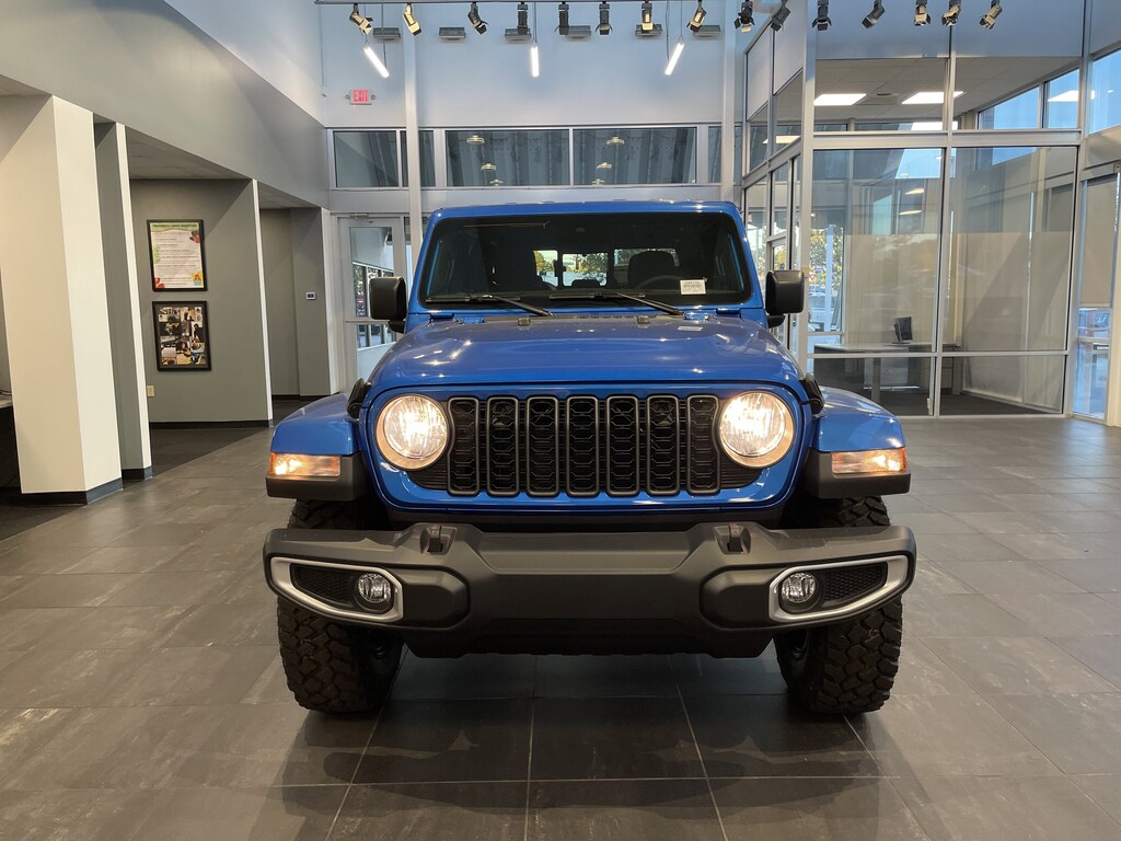 New 2025 Jeep Gladiator High Tide Pickup