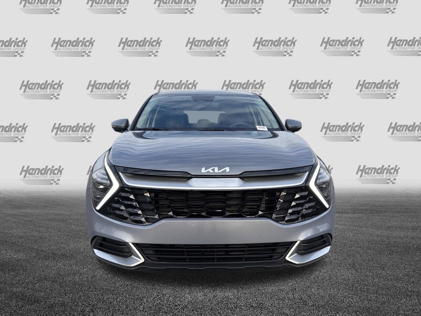 2025 Kia Sportage EX photo 2