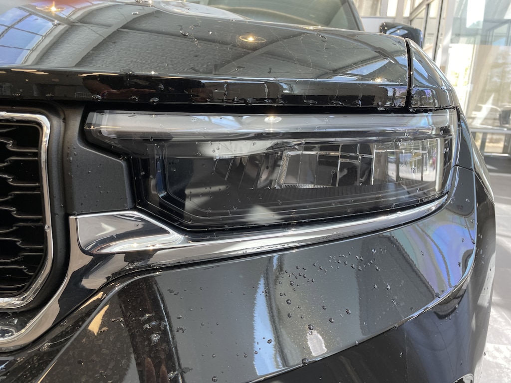 New 2025 Jeep Grand Cherokee Laredo X SUV