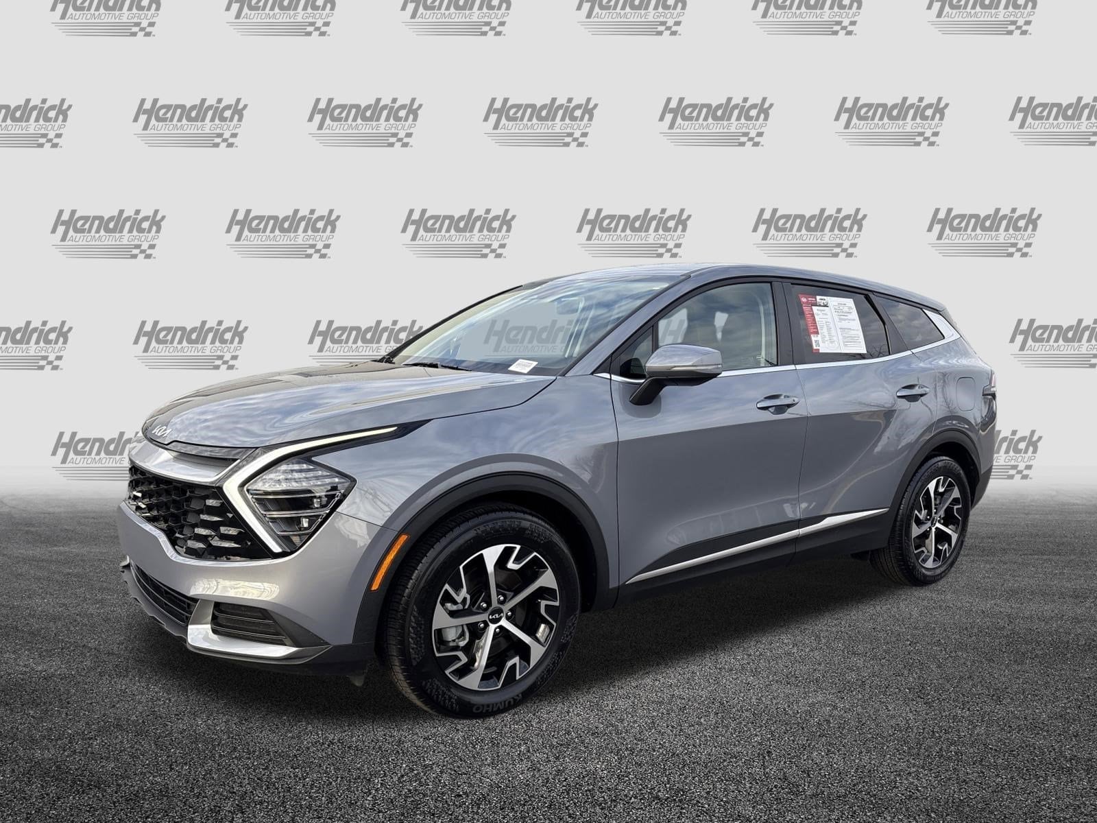 2025 Kia Sportage EX photo 4