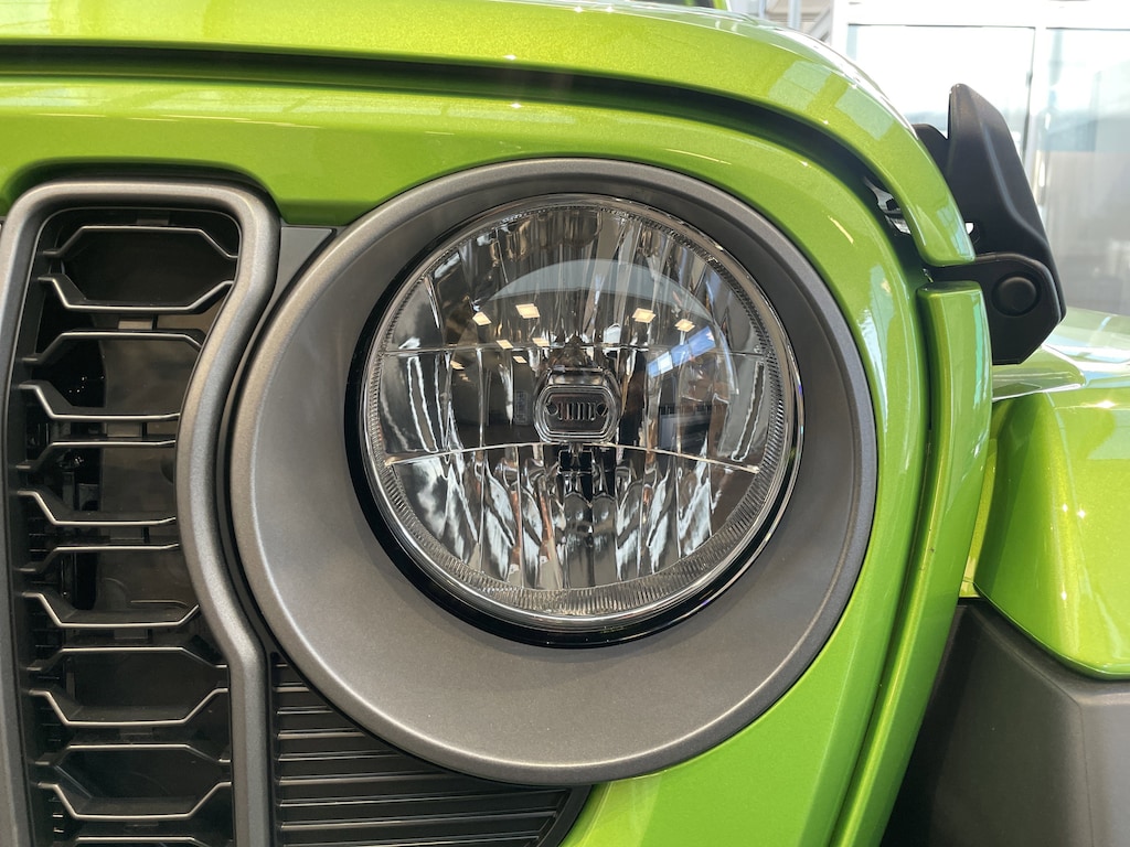 New 2025 Jeep Gladiator High Tide Pickup