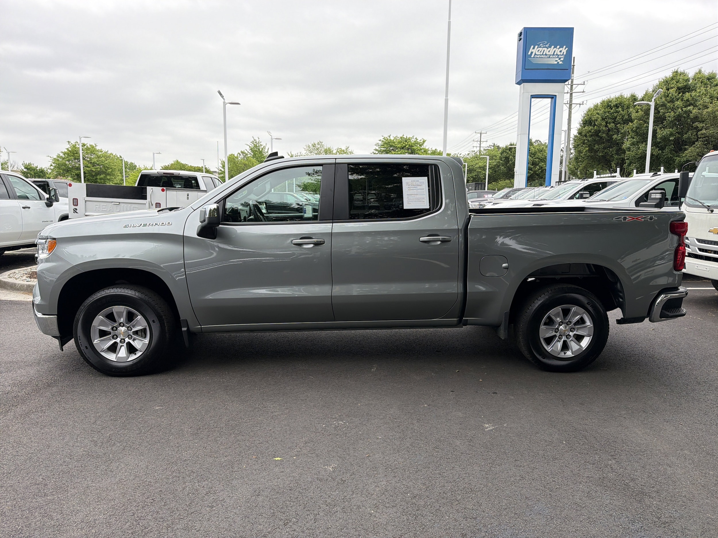 2026 Chevrolet Silverado 1500 LT photo 5