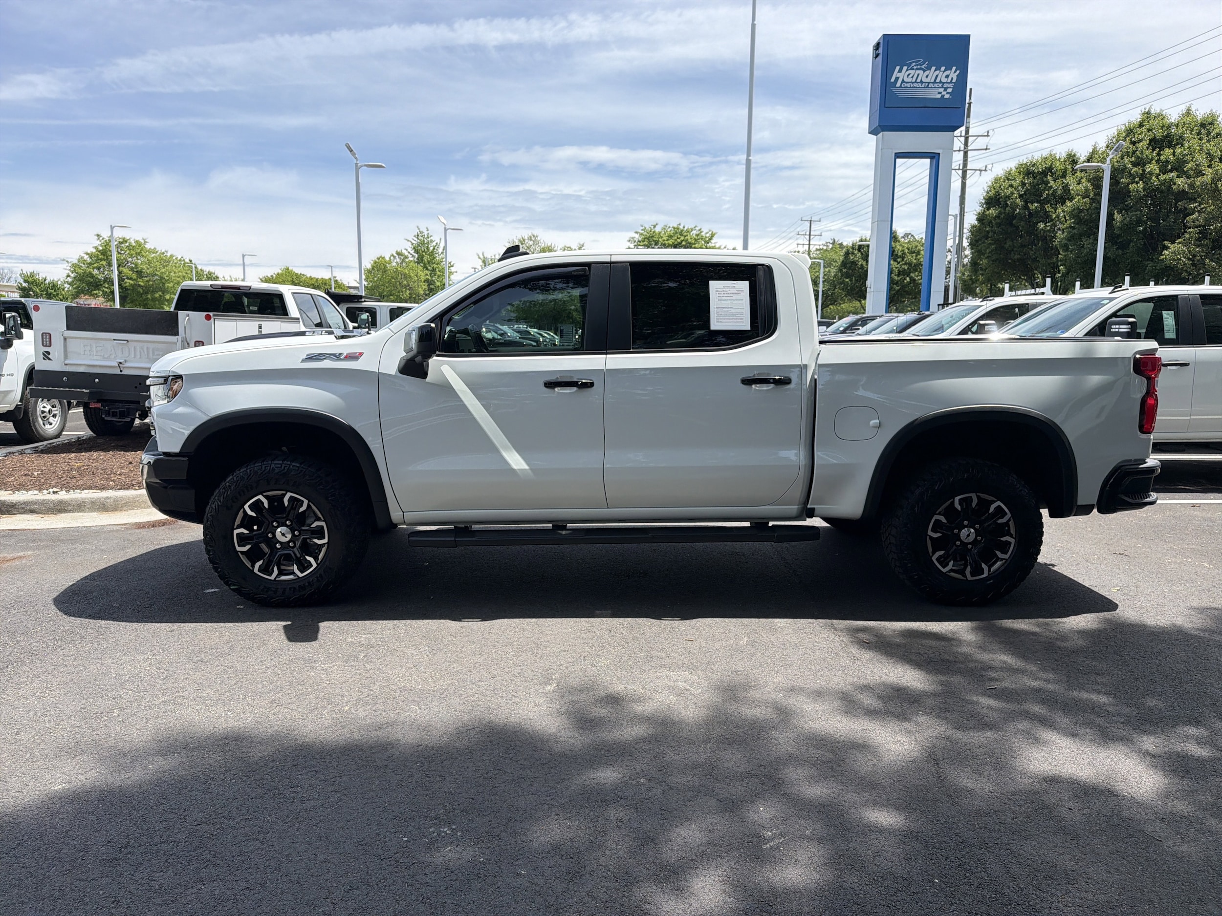 2024 Chevrolet Silverado 1500 ZR2 photo 5