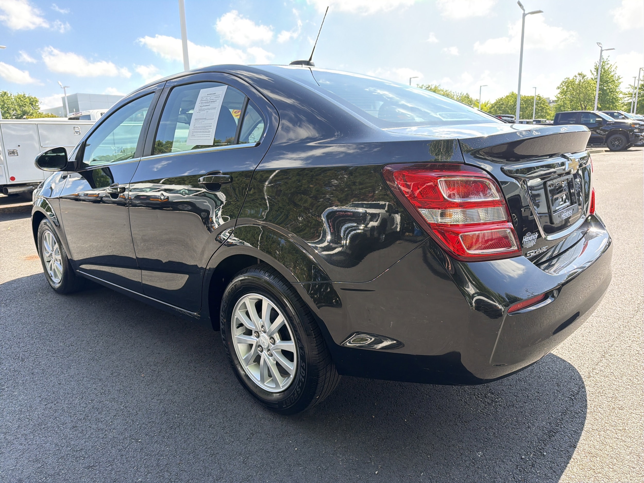 2018 Chevrolet Sonic LT photo 6