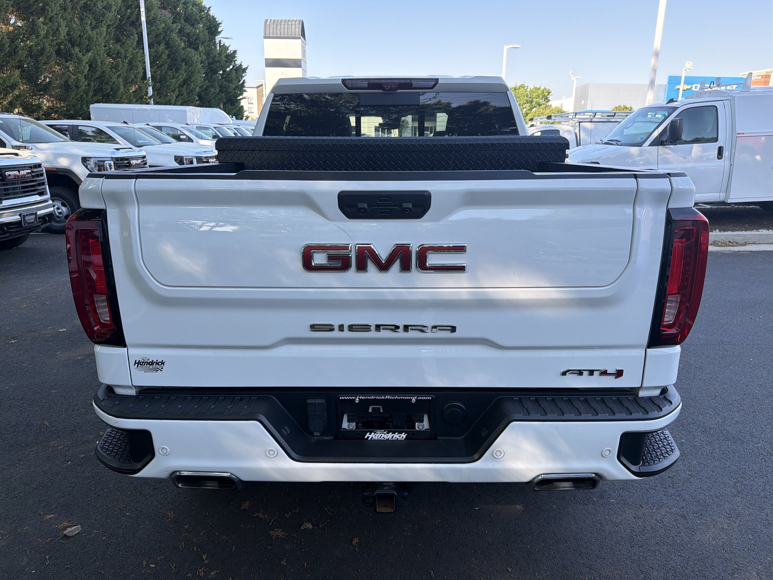 2024 GMC Sierra 1500 AT4 photo 3