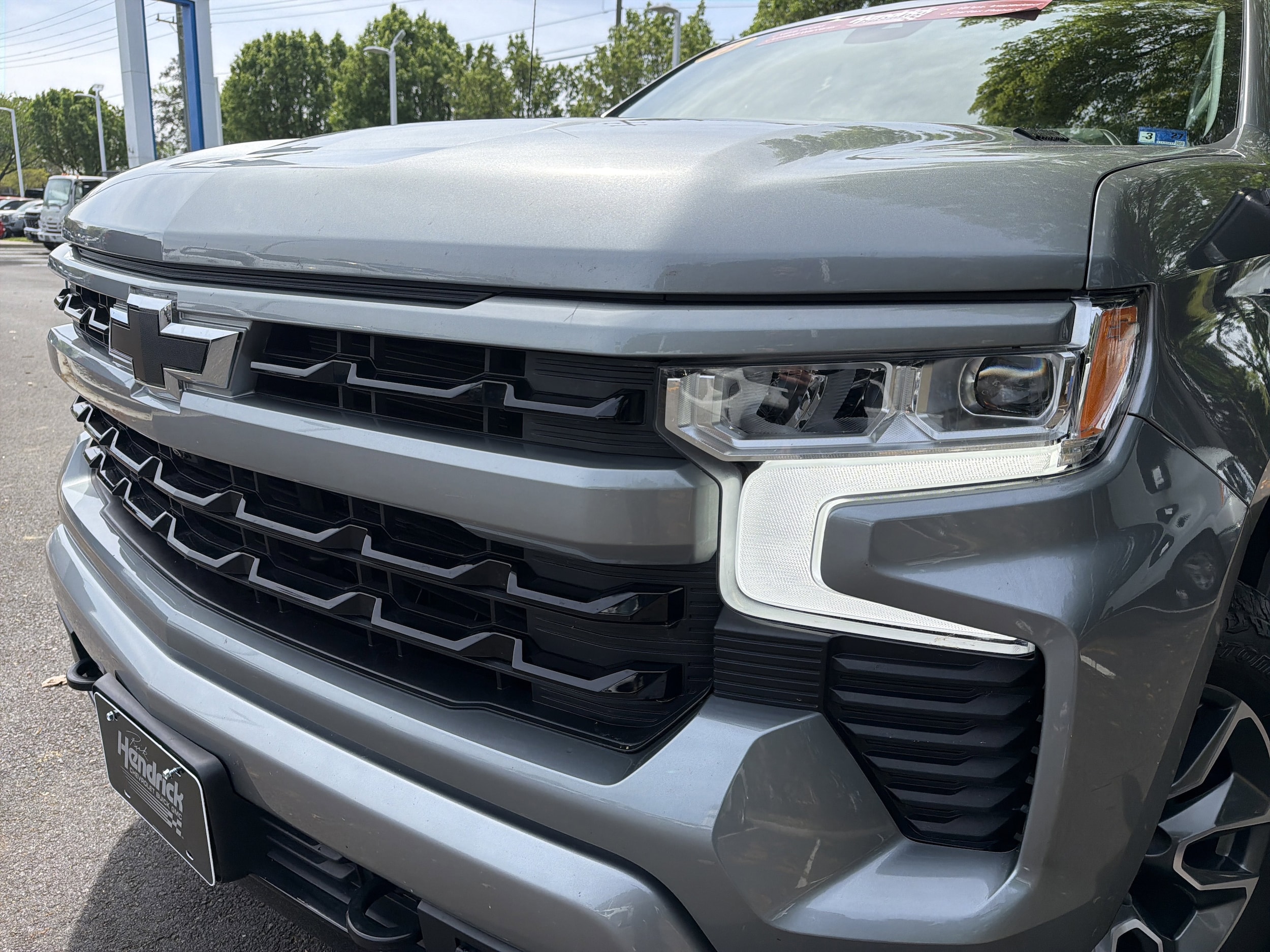 2023 Chevrolet Silverado 1500 RST photo 4