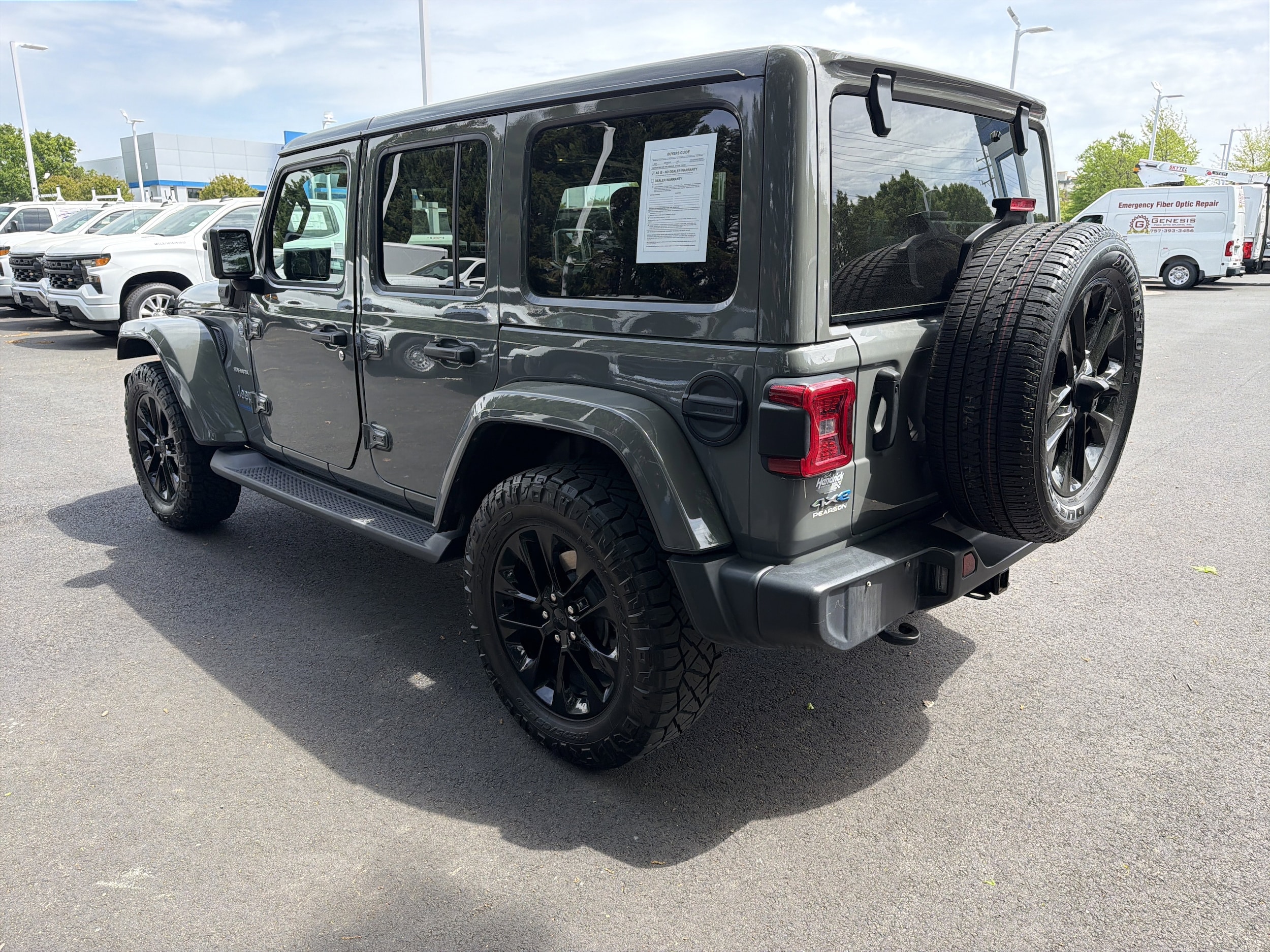 2021 Jeep Wrangler 4xe Unlimited Sahara photo 3
