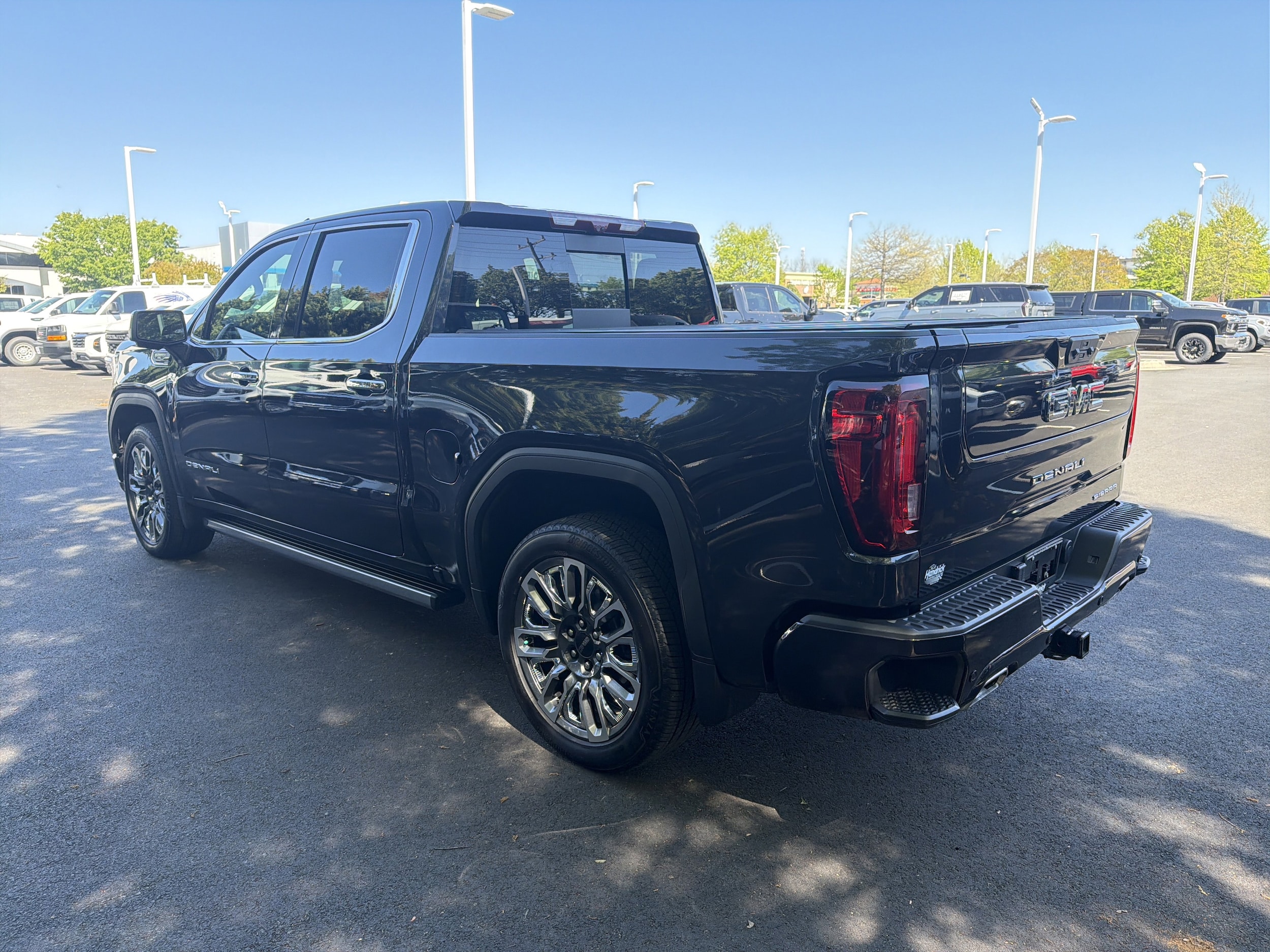 2024 GMC Sierra 1500 Denali Ultimate photo 6