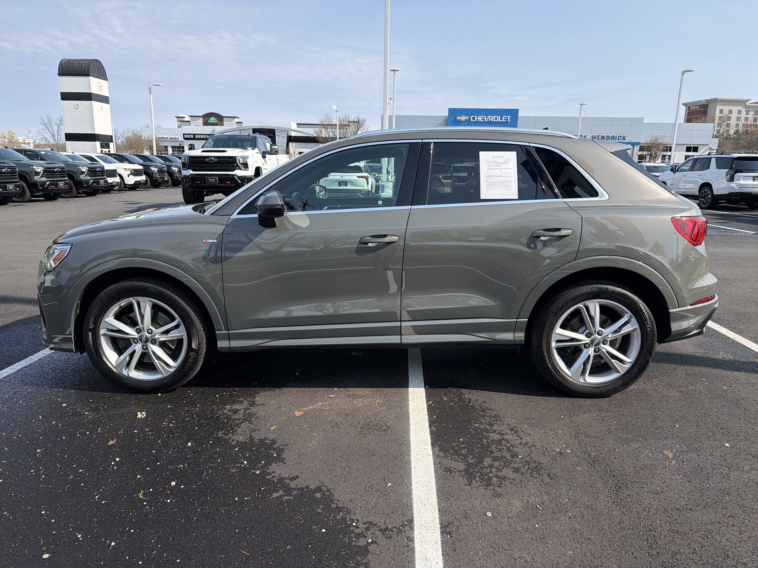2020 Audi Q3 S line Premium Plus photo 6