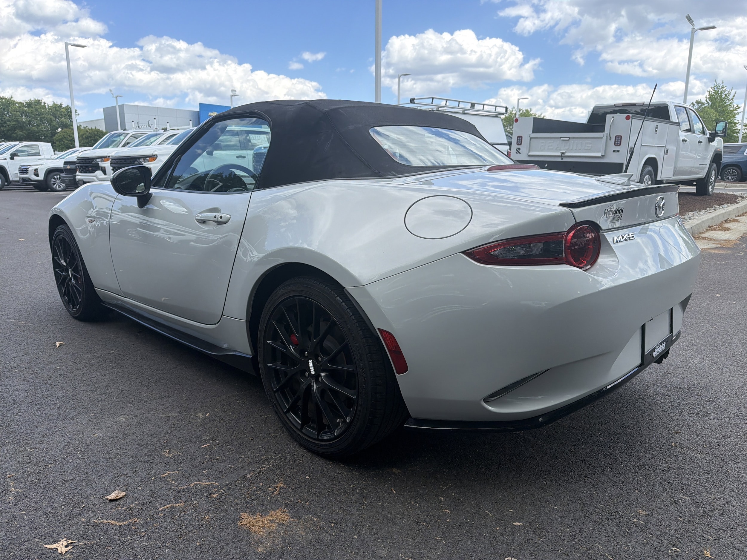 2016 Mazda MX-5 Miata Club photo 3