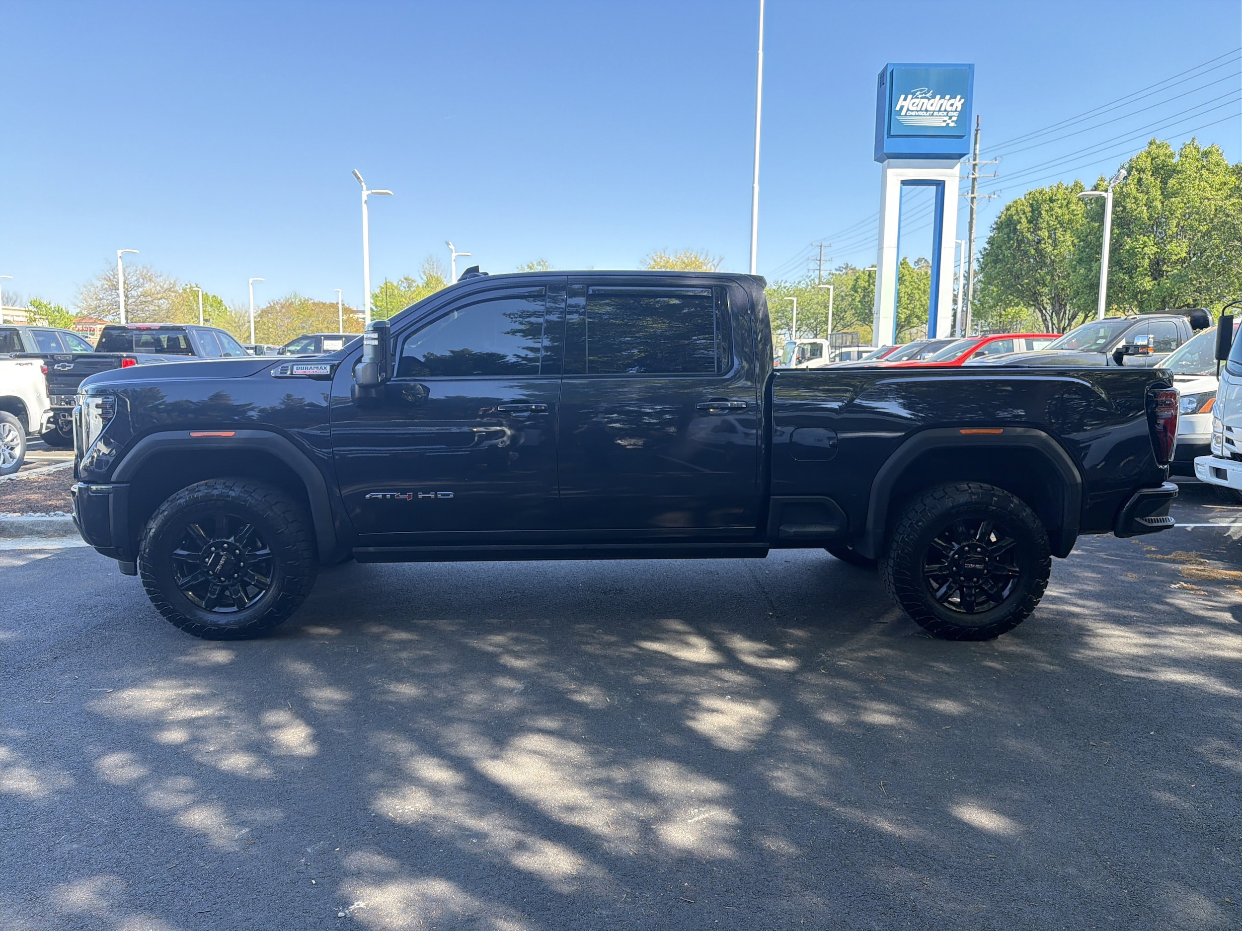 2024 GMC Sierra 2500HD AT4 photo 5