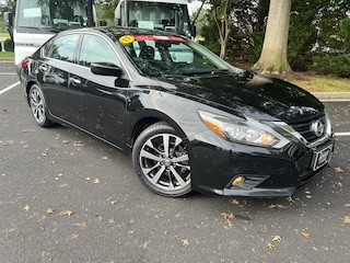 2017 Nissan Altima 2.5 SR Sedan