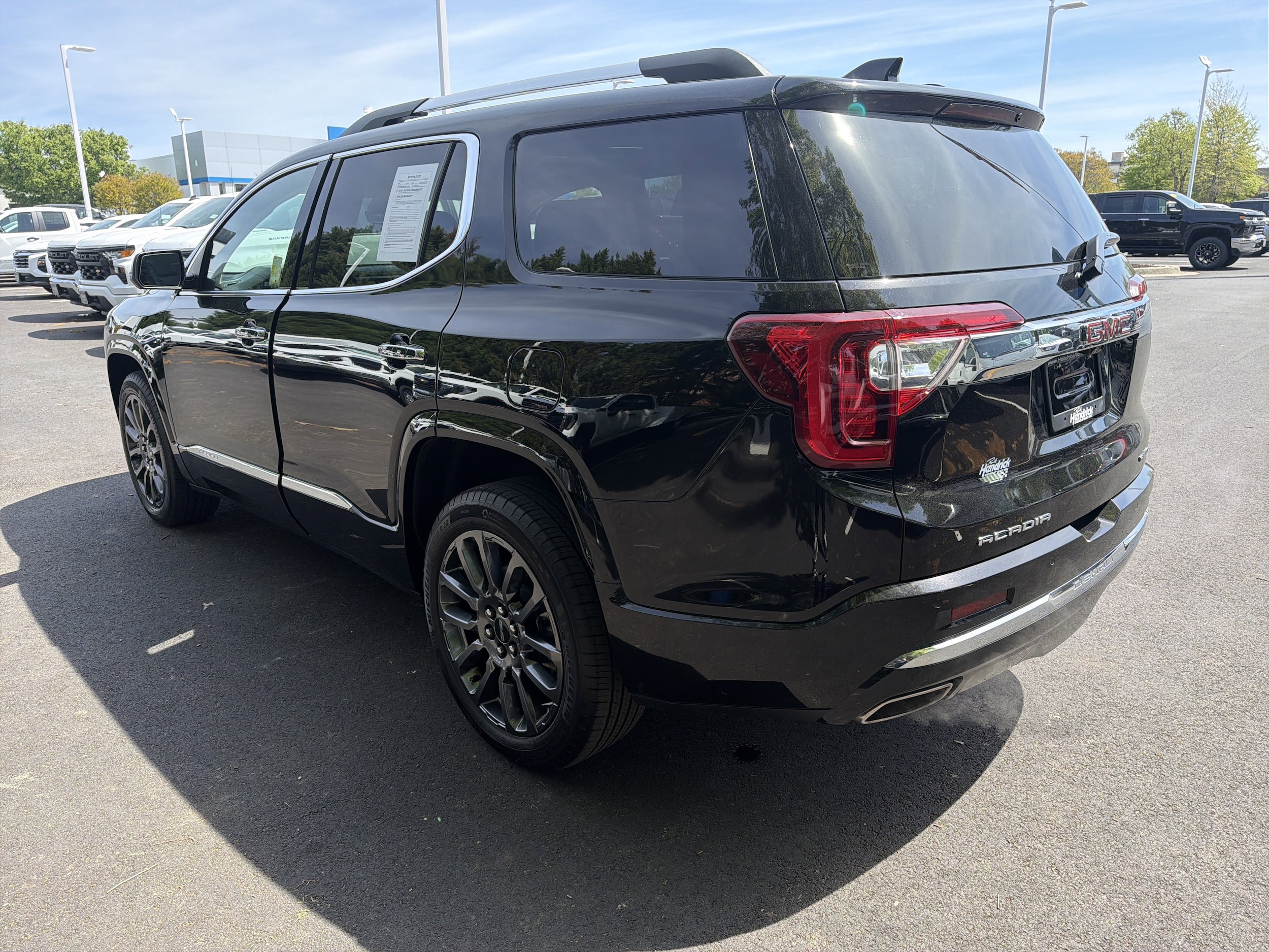 2023 GMC Acadia Denali photo 6
