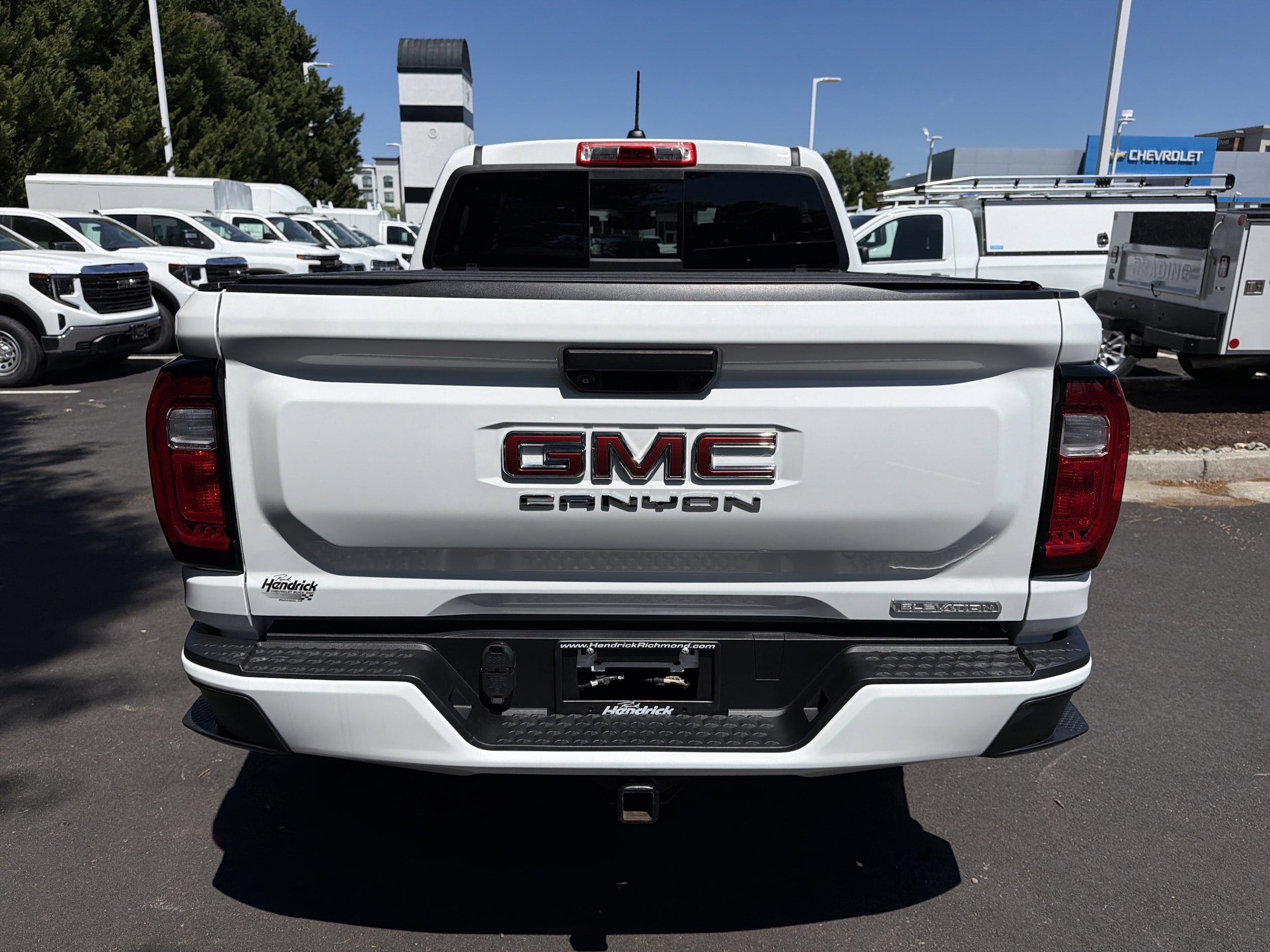 2023 GMC Canyon 4WD Elevation photo 3