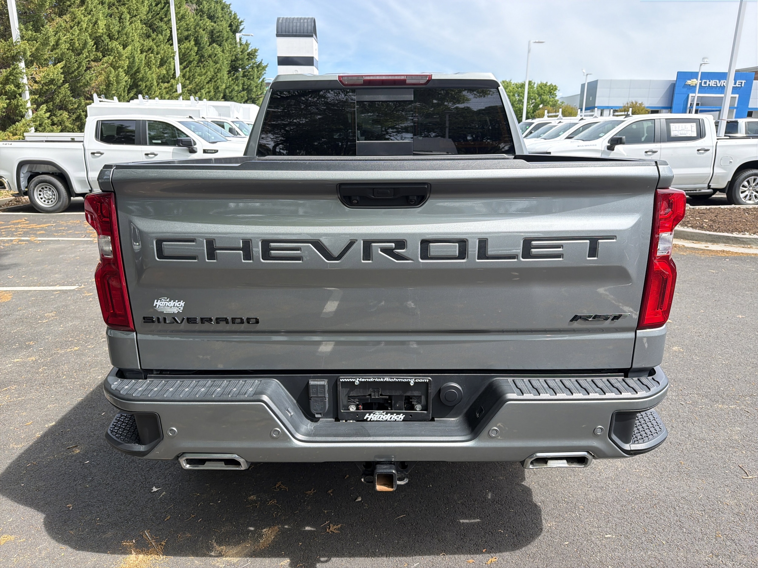 2023 Chevrolet Silverado 1500 RST photo 3