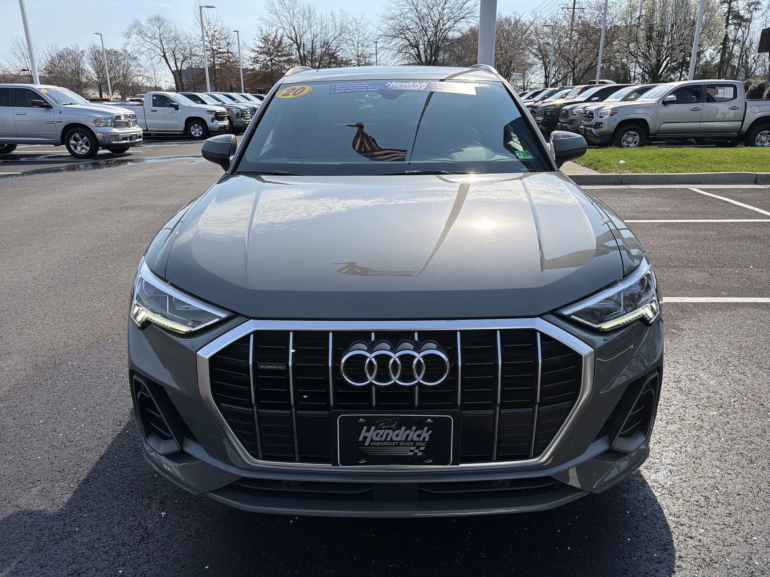 2020 Audi Q3 S line Premium Plus photo 2