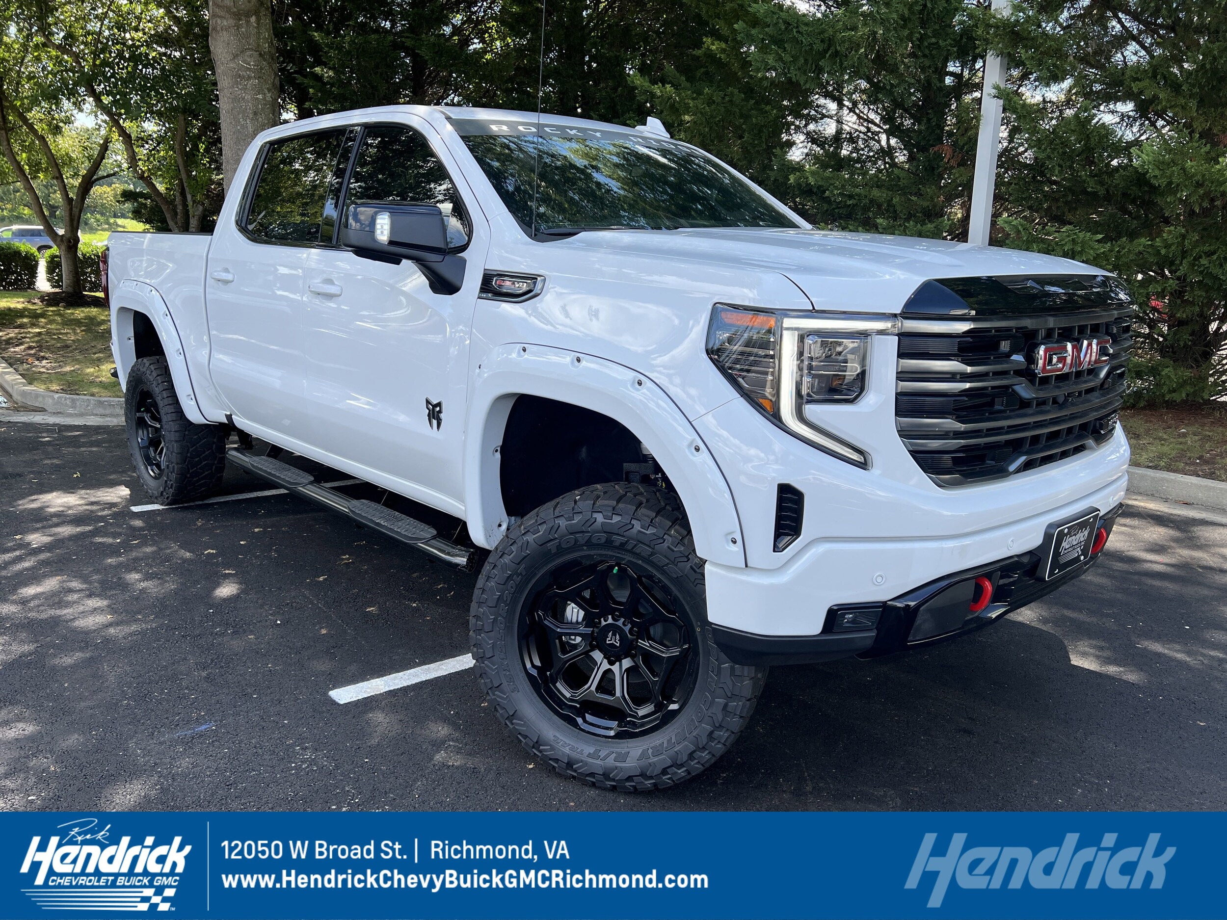 2025 GMC Sierra Work Truck's photo