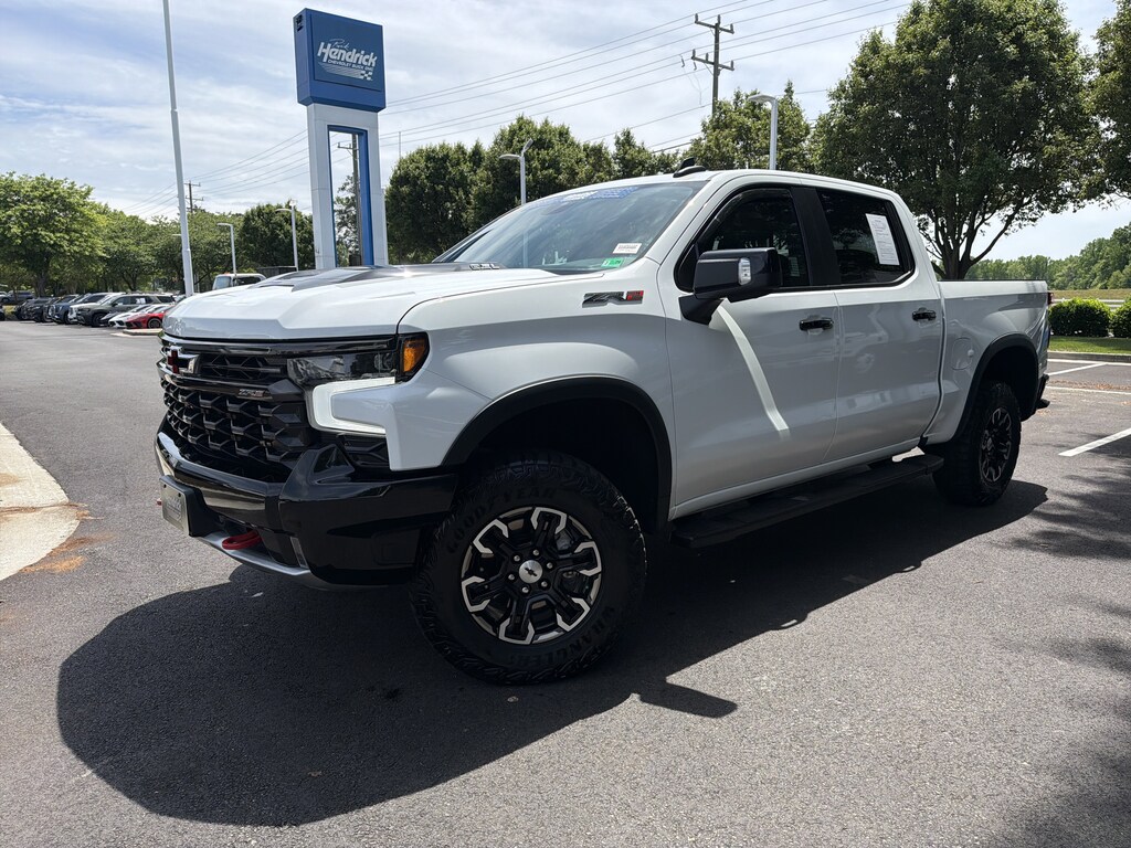 Used 2024 Chevrolet Silverado 1500 ZR2 Pickup