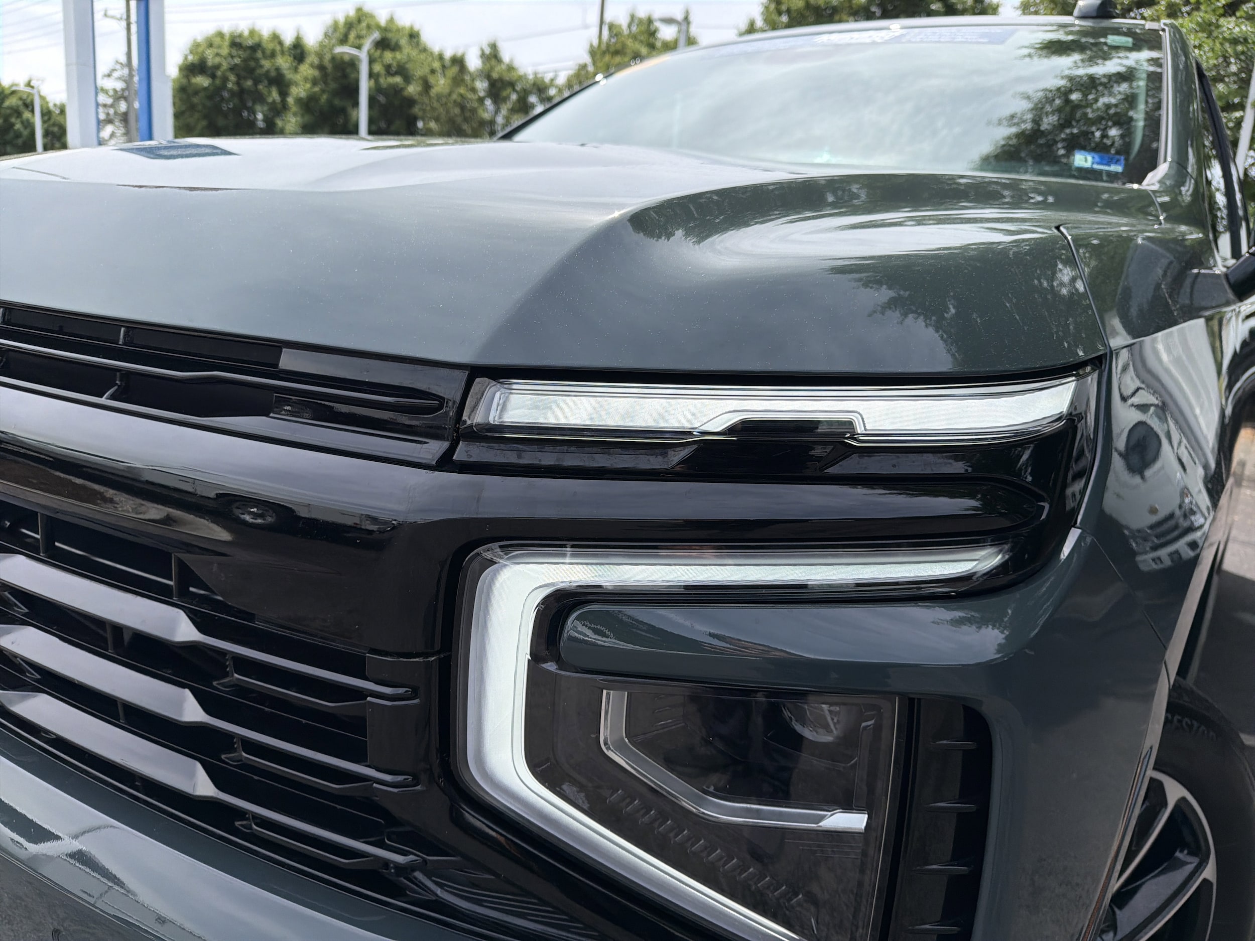 2025 Chevrolet Tahoe RST photo 4