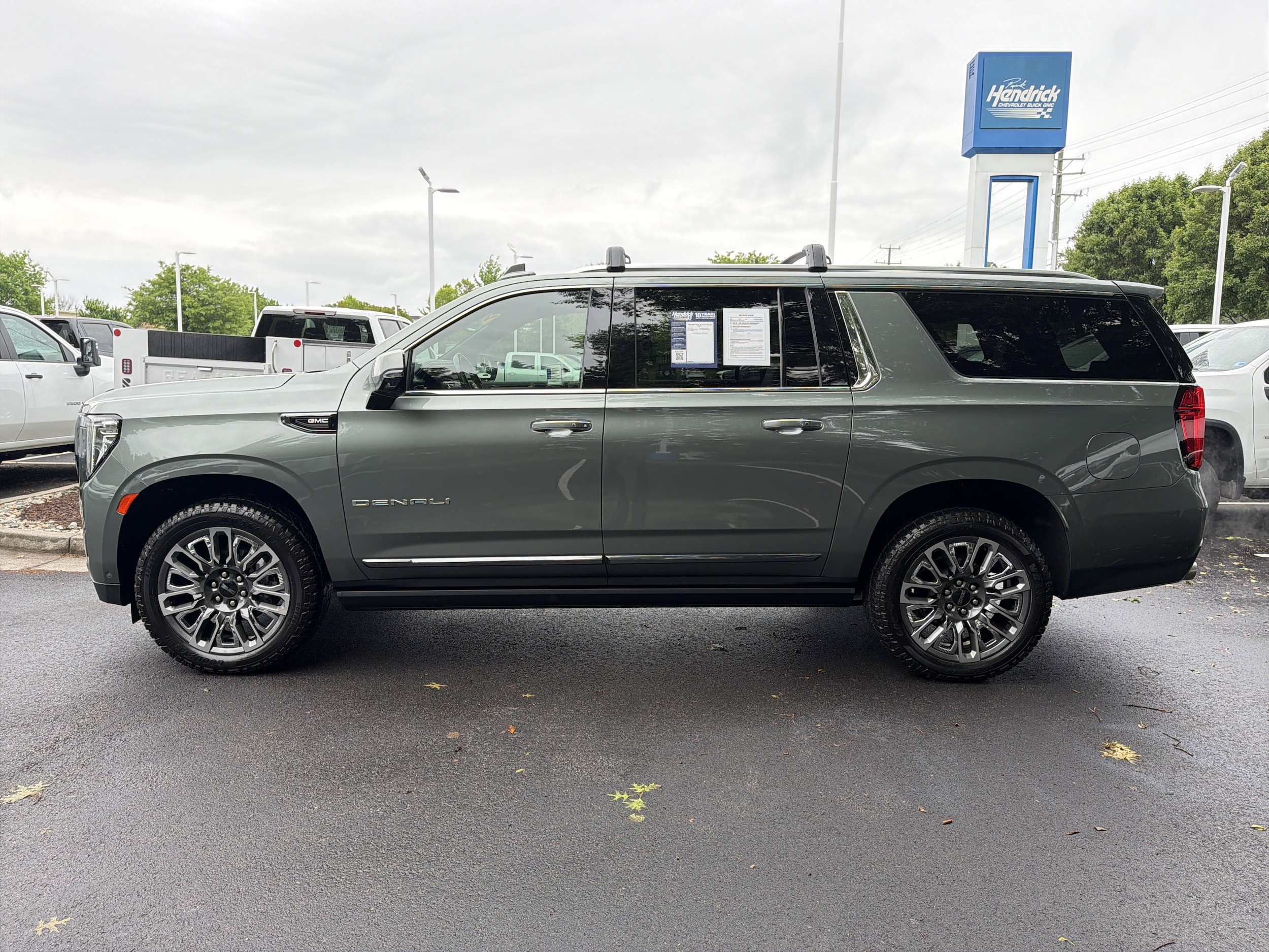 2023 GMC Yukon XL Denali Ultimate photo 5