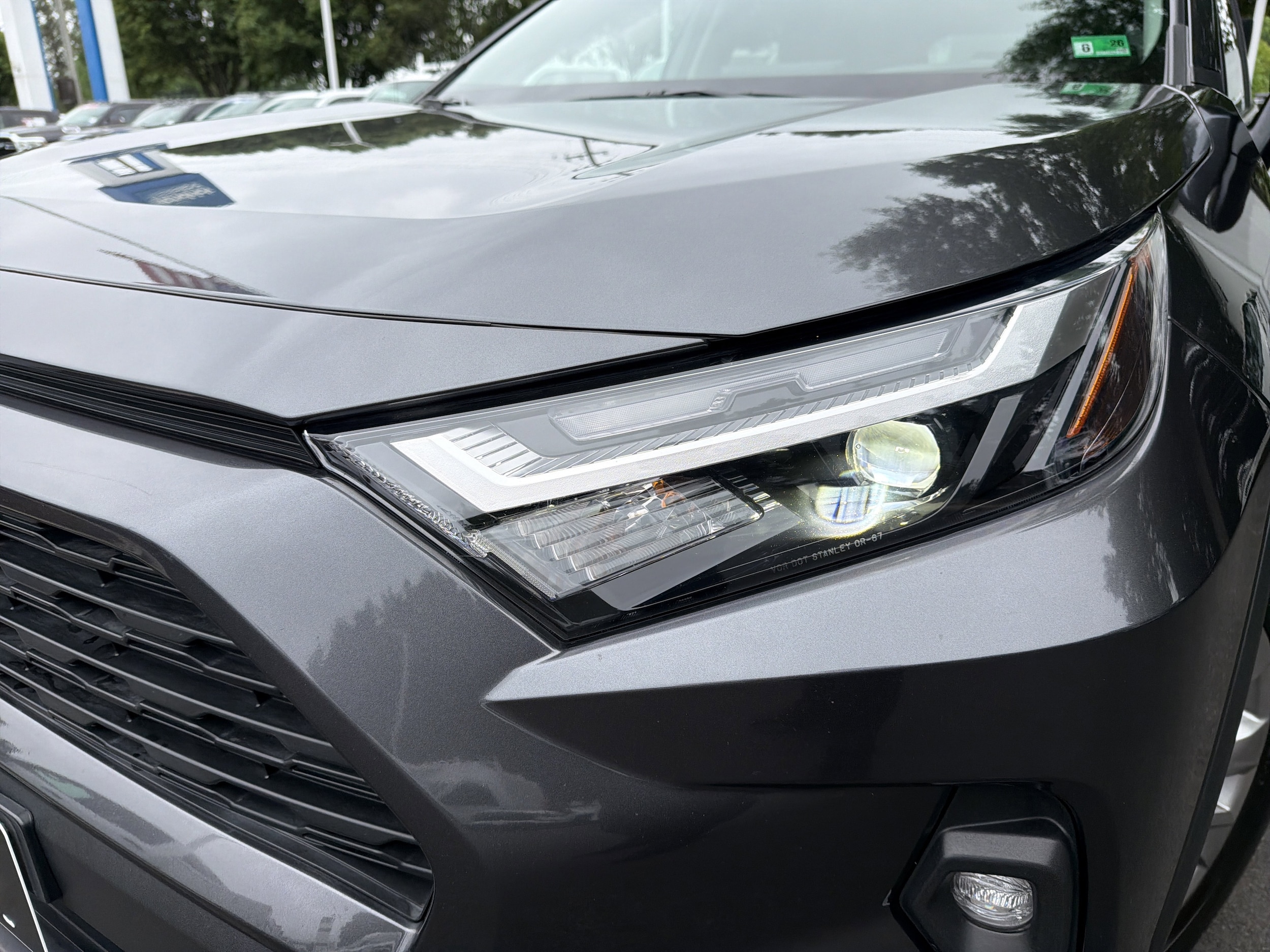 2024 Toyota RAV4 XLE Premium photo 4