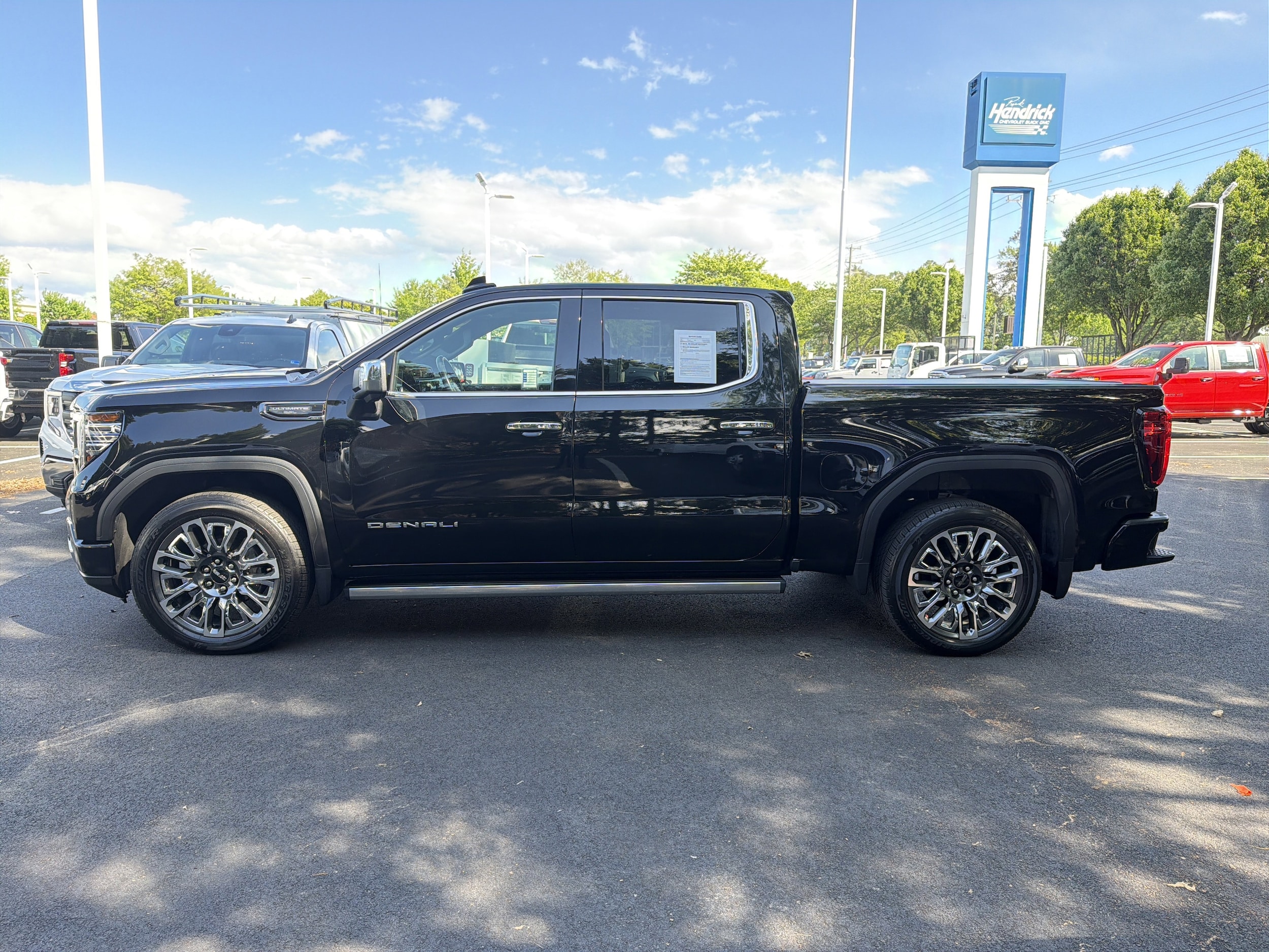 2024 GMC Sierra 1500 Denali Ultimate photo 5