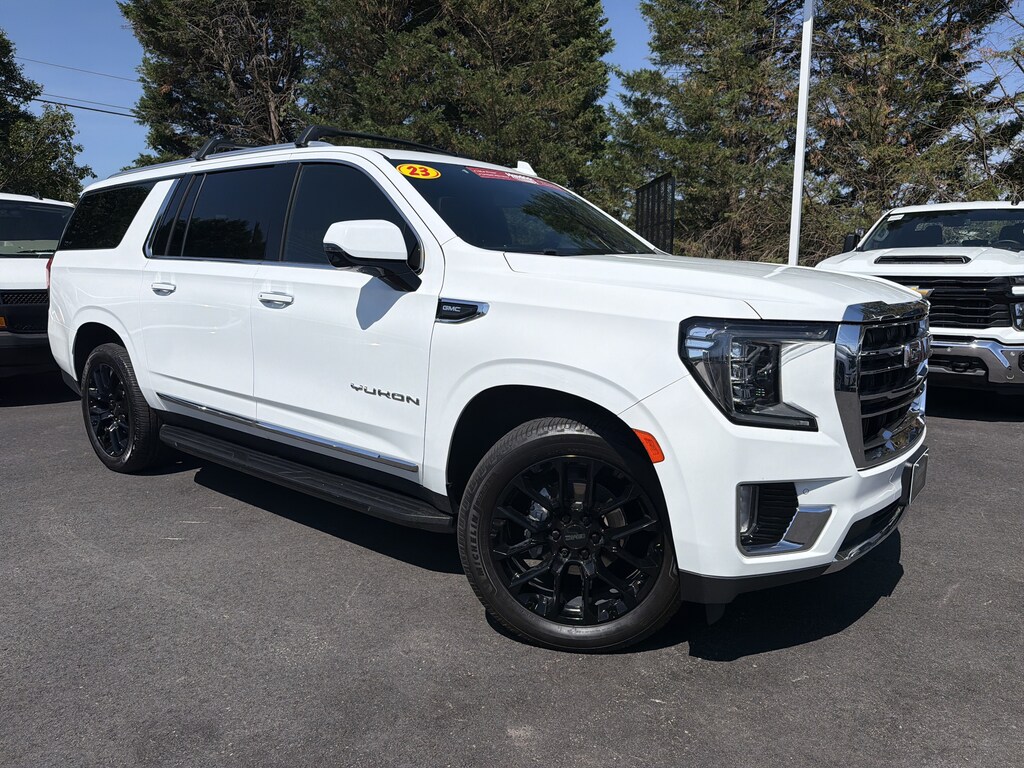 Used 2023 GMC Yukon XL SLT SUV