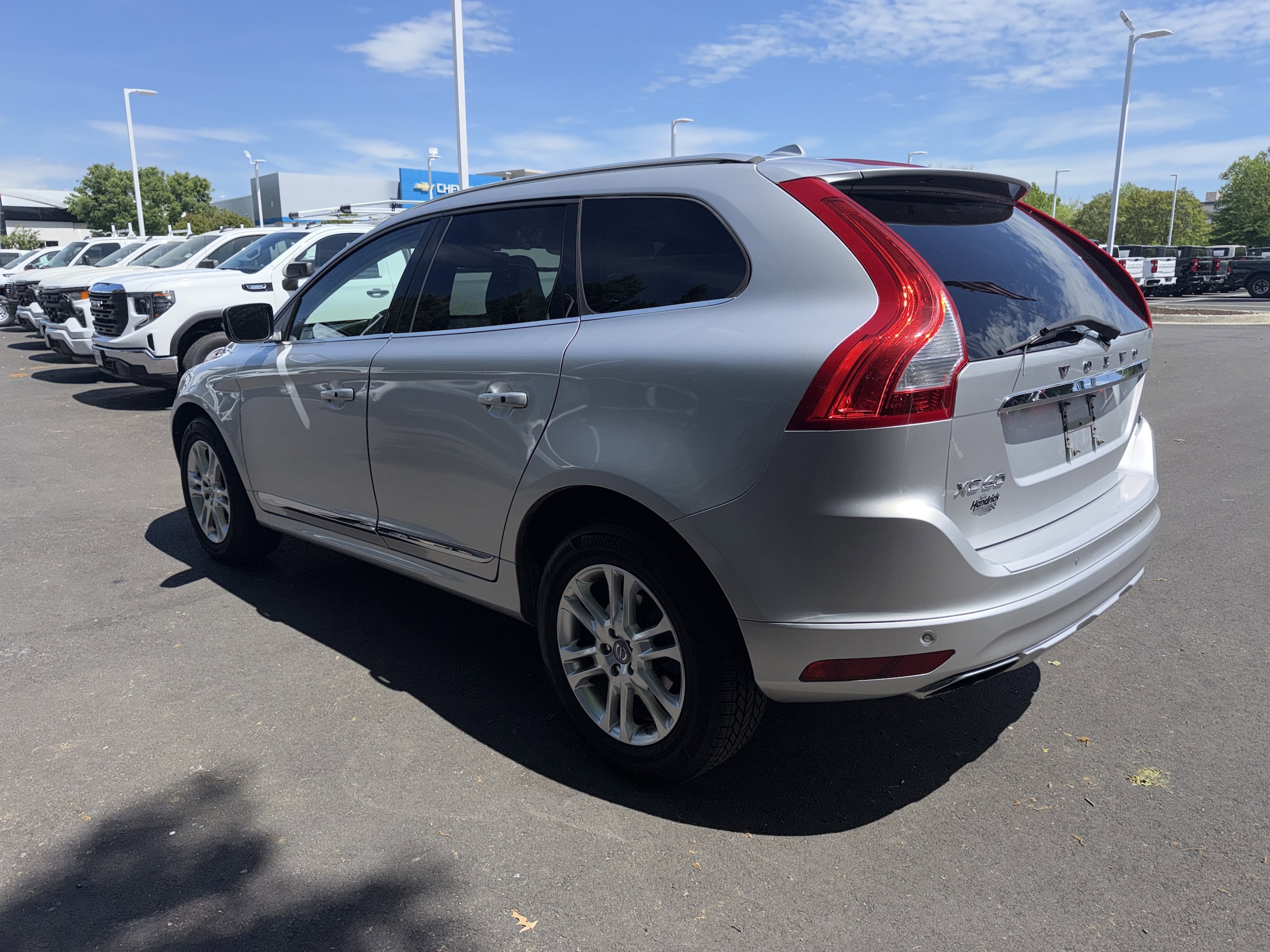 2015 Volvo XC60 T6 Premier Plus photo 3