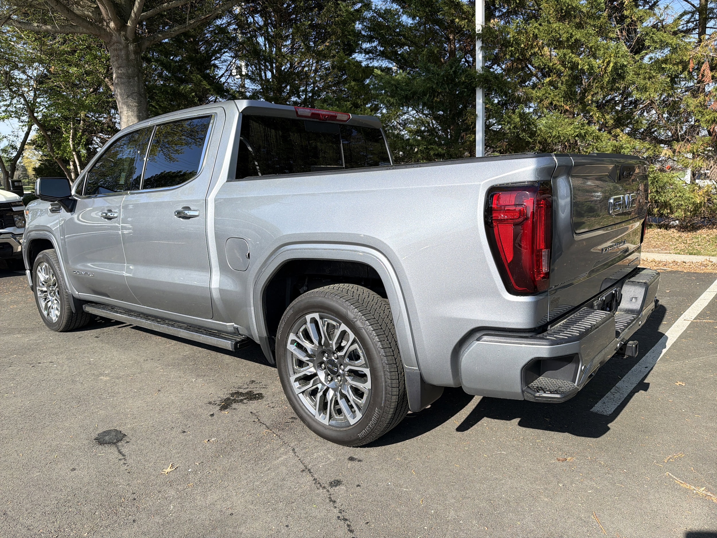 2025 GMC Sierra 1500 Denali Ultimate photo 6