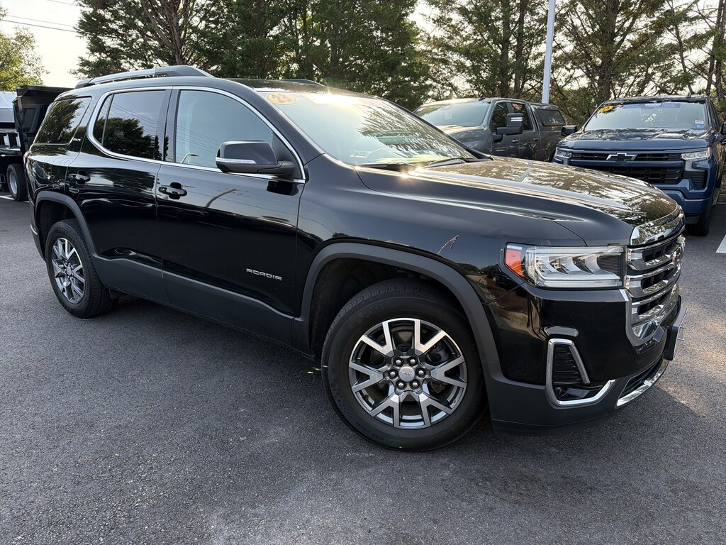 Used 2023 GMC Acadia SLT SUV