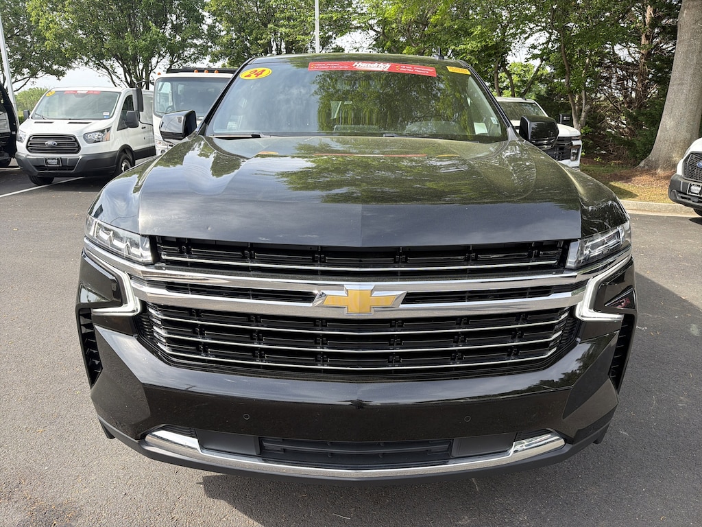 Used 2024 Chevrolet Suburban LT SUV