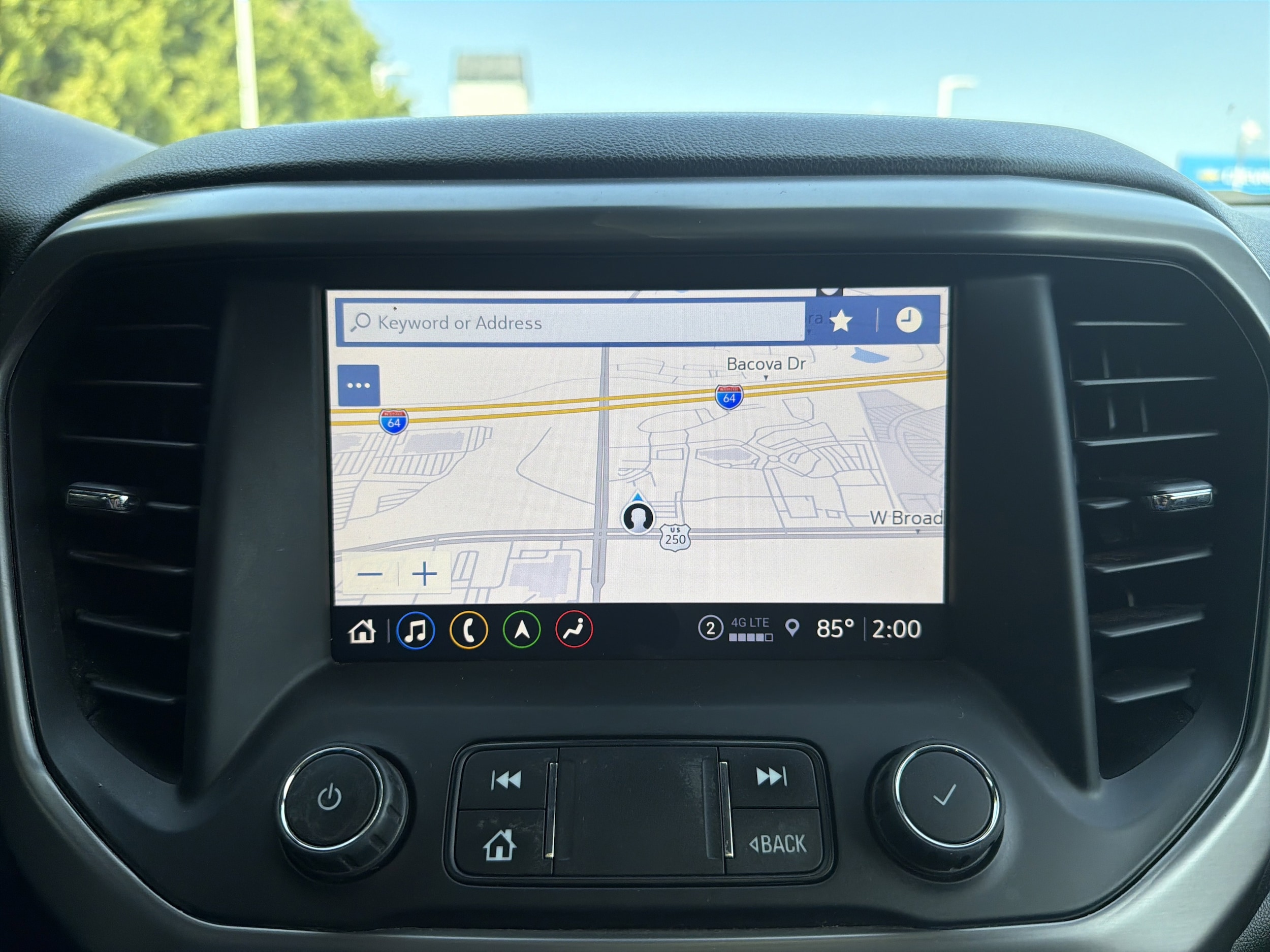 2023 GMC Acadia AT4 photo 3