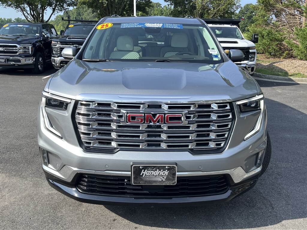 Used 2025 GMC Acadia FWD Denali SUV
