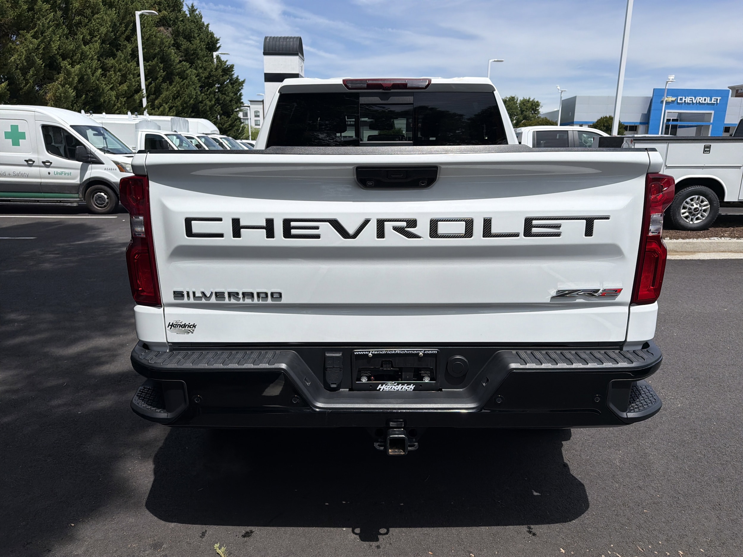 2024 Chevrolet Silverado 1500 ZR2 photo 3