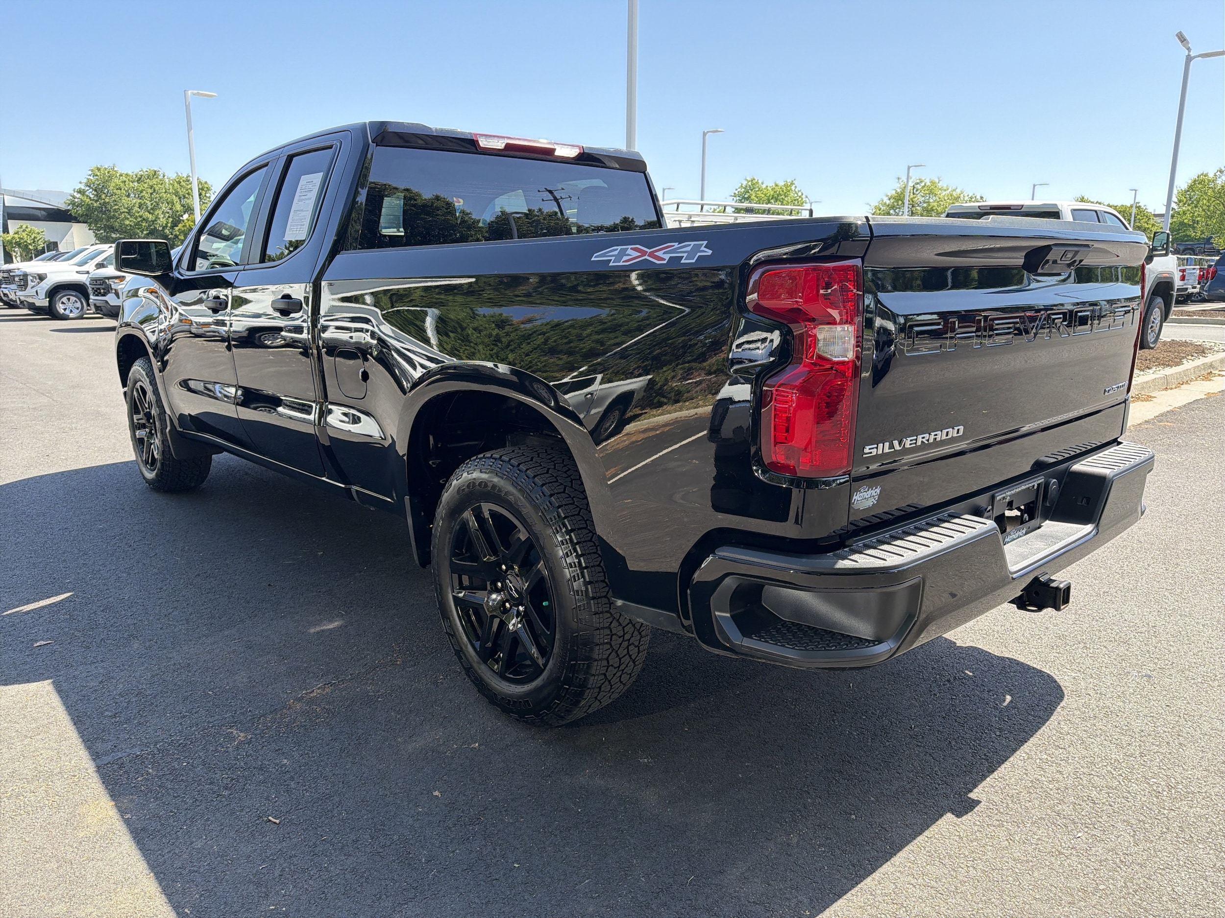 2024 Chevrolet Silverado 1500 Custom photo 6