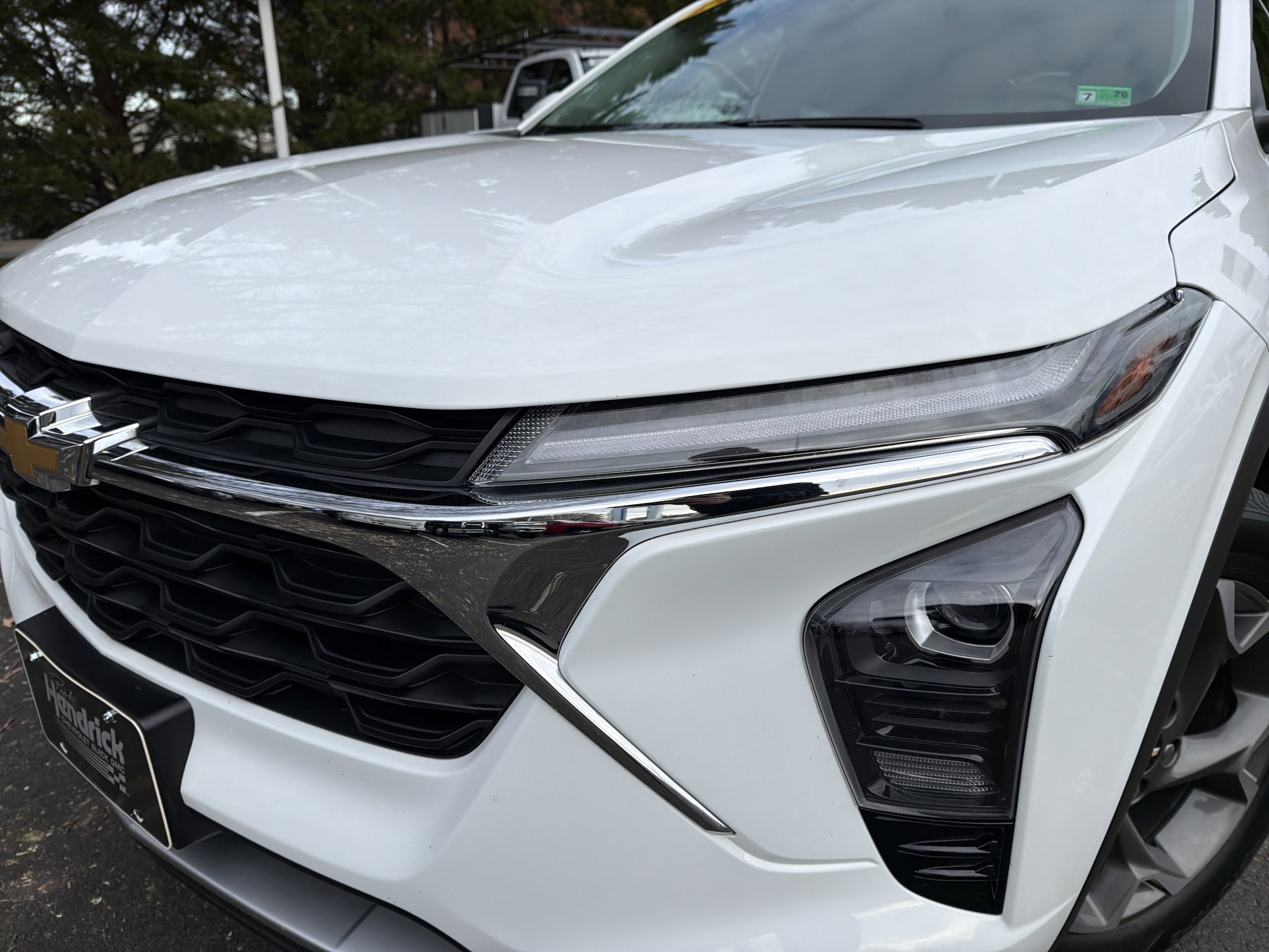 2024 Chevrolet Trax LT photo 5